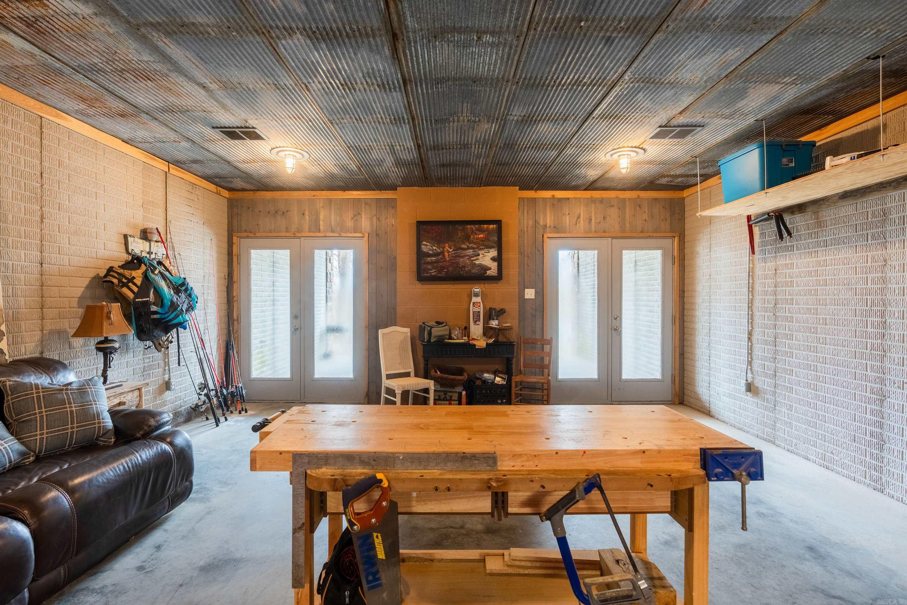 2119  Riverbend Rd.  Heber Springs, AR