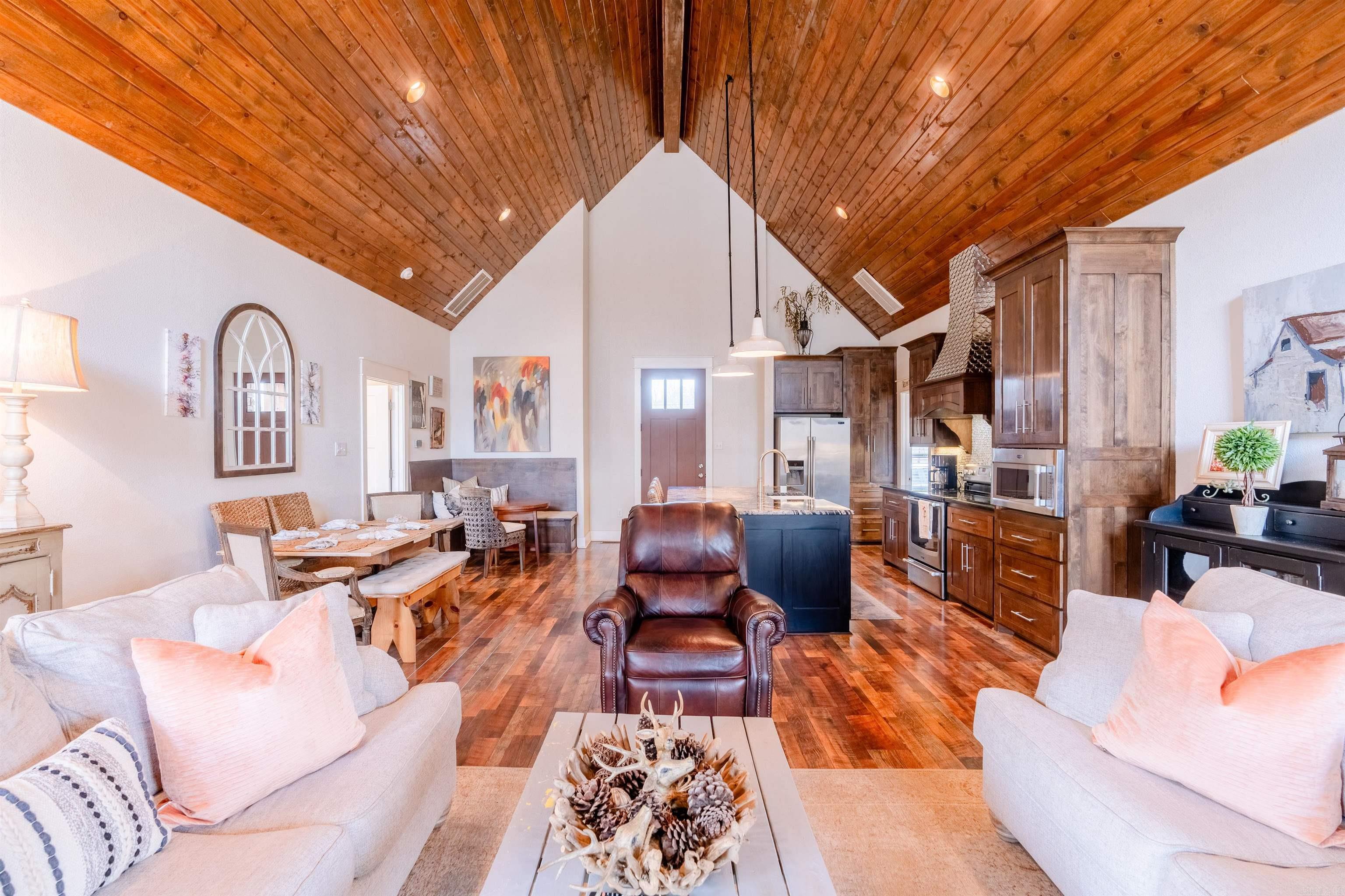 2119  Riverbend Rd.  Heber Springs, AR