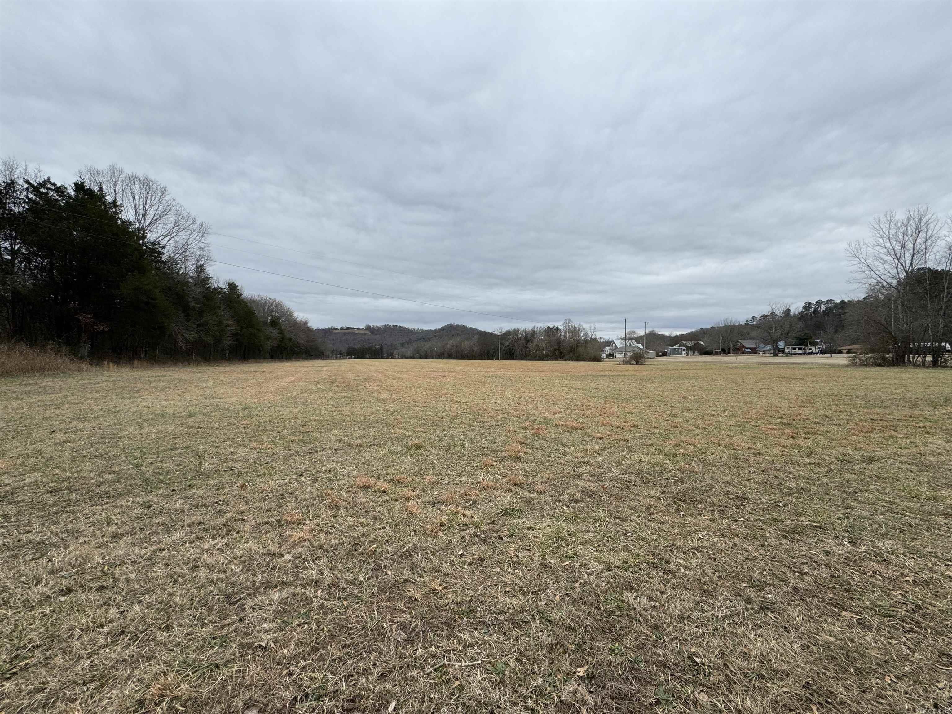 225  Ar 933 HWY  Mountain View, AR