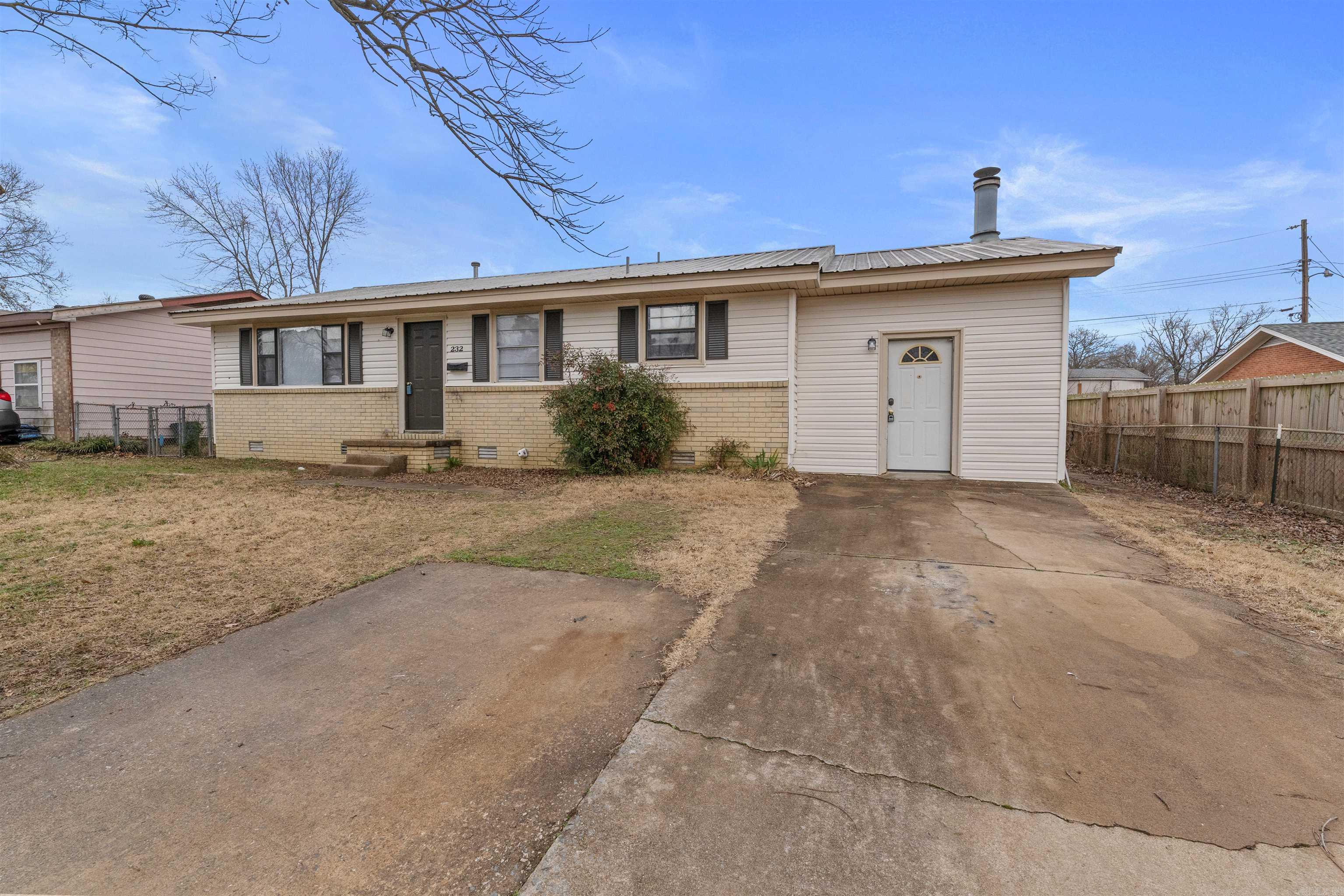 232  Pearl  Jacksonville, AR