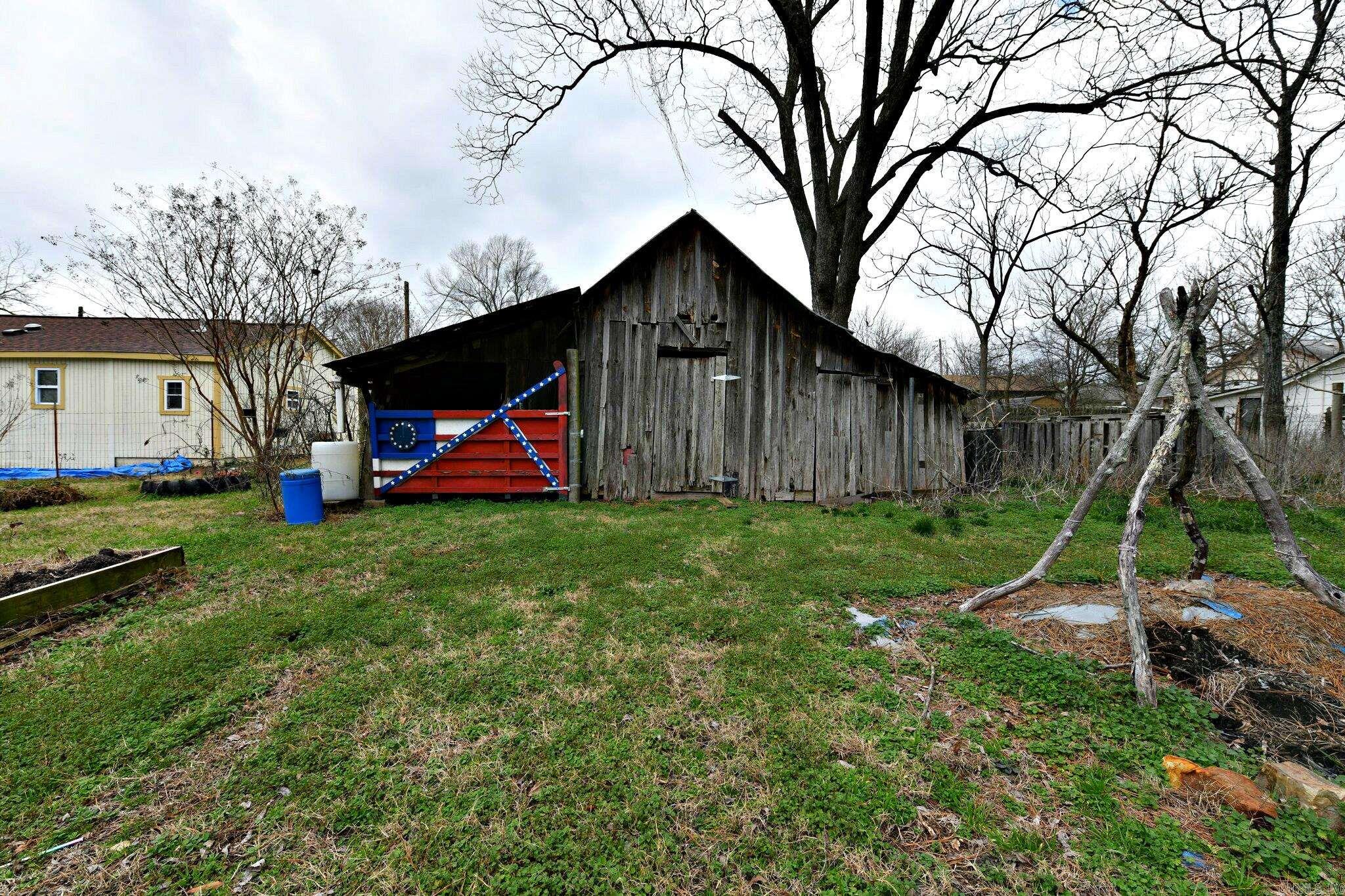 106  Wimberly  Mena, AR