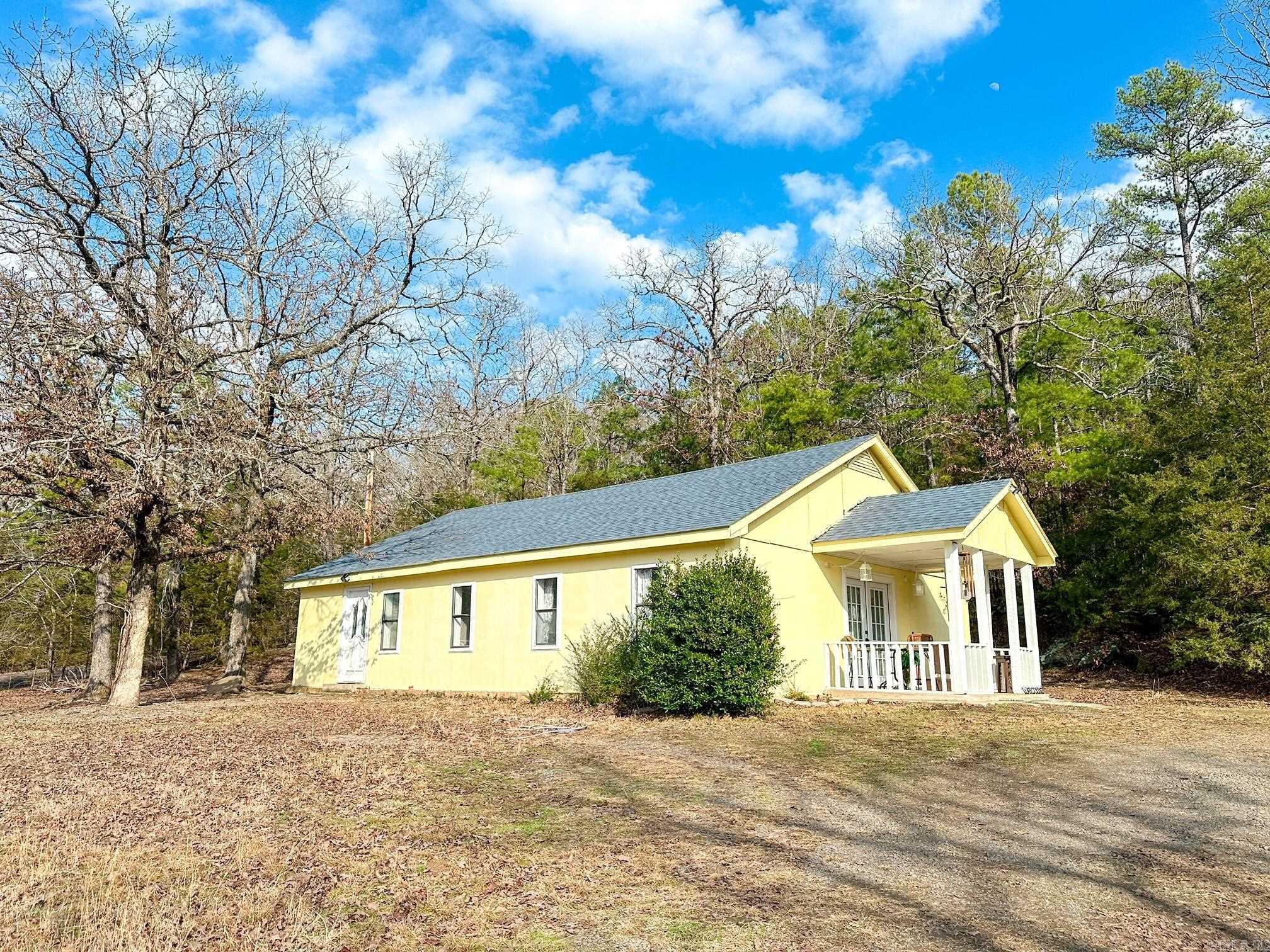 4149  Henderson Road  Clinton, AR
