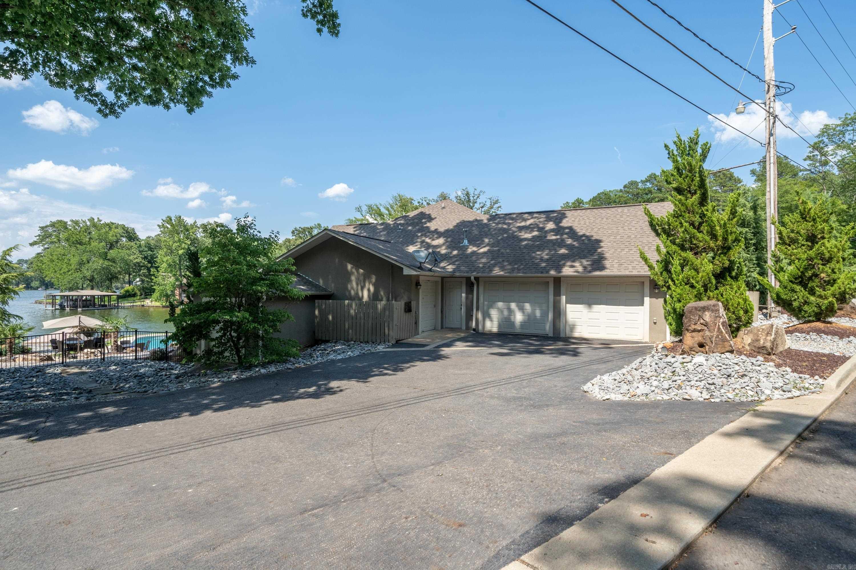 524  Bayshore  Hot Springs, AR