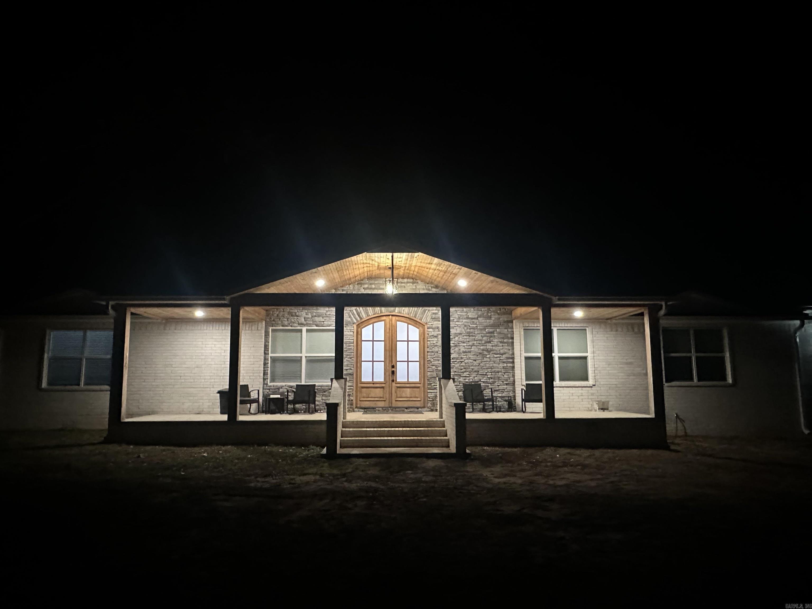 77  Garland Springs  Mt. Vernon, AR