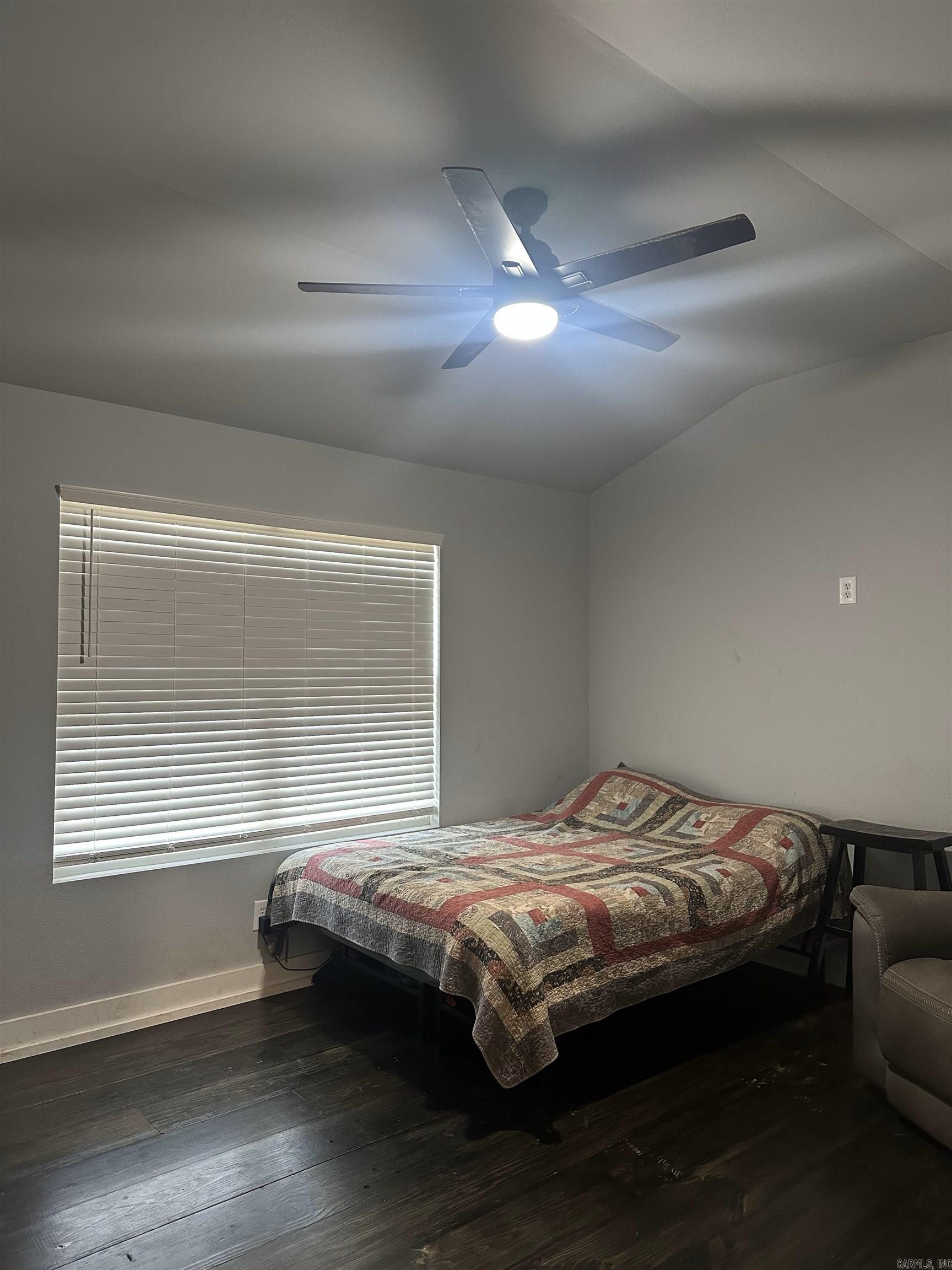 77  Garland Springs  Mt. Vernon, AR