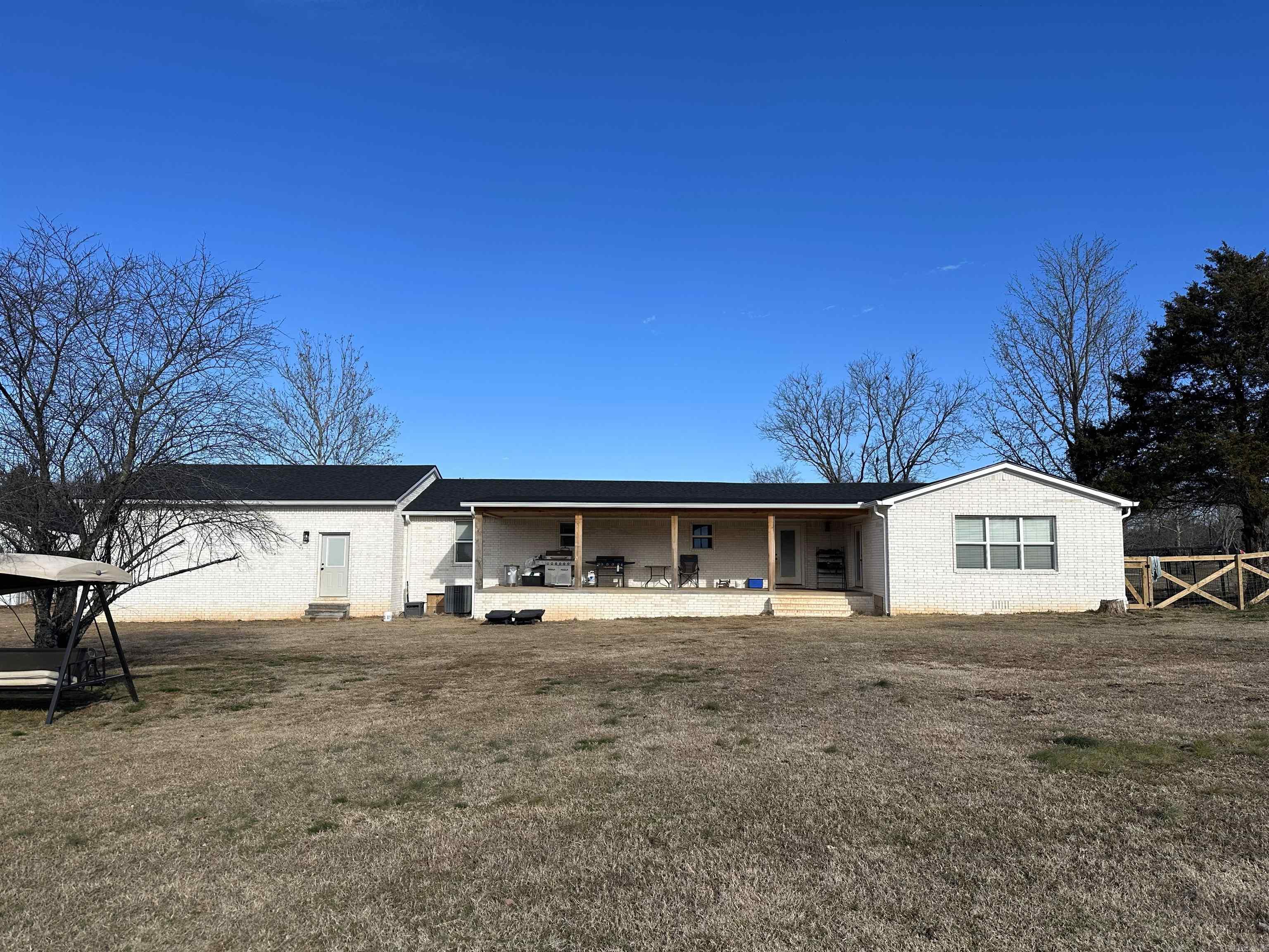77  Garland Springs  Mt. Vernon, AR