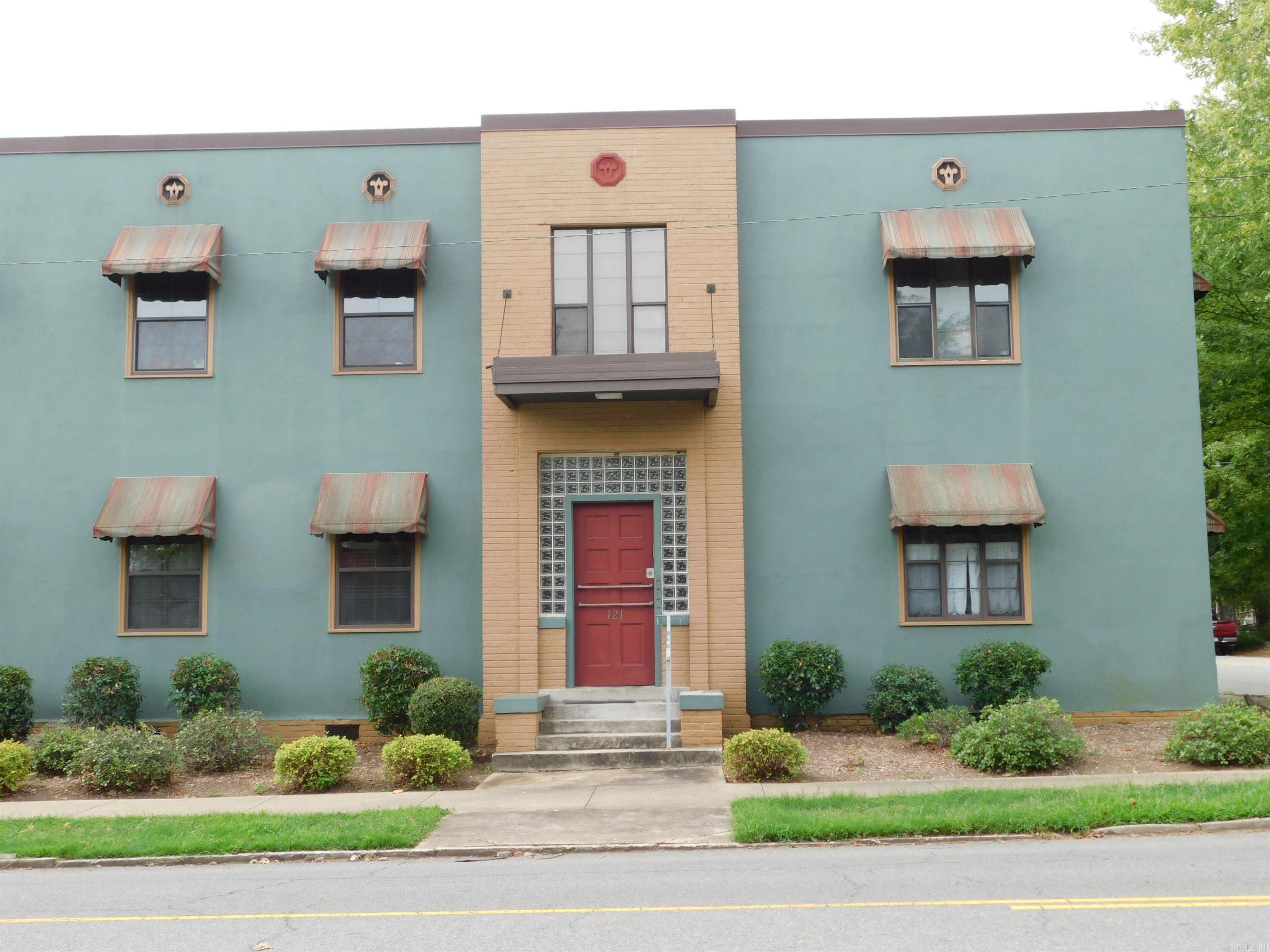 117-121  Daisy L. Gatson Bates  Little Rock, AR