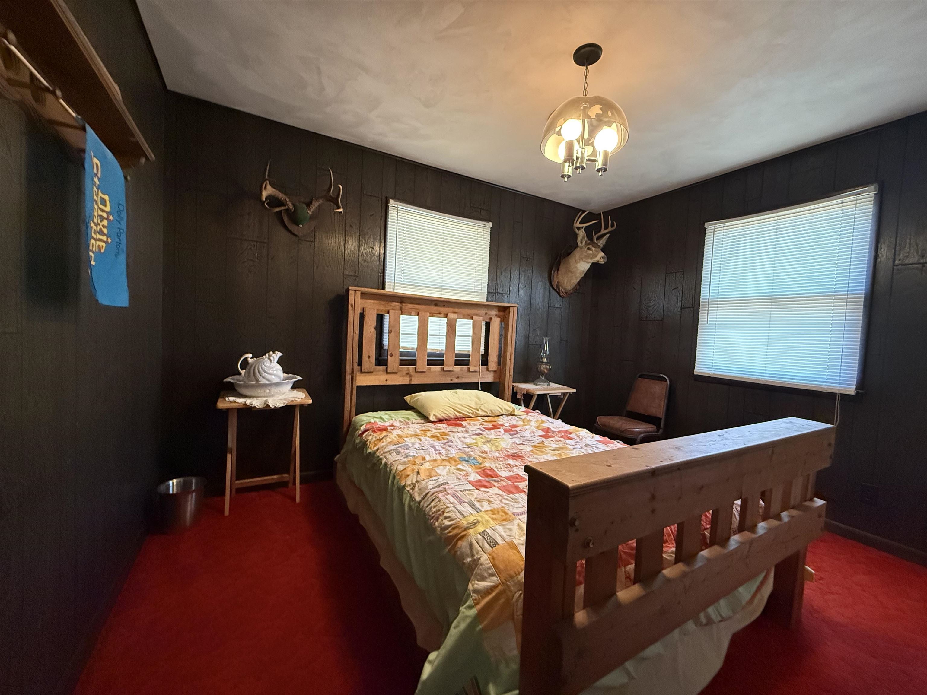 7738 P Highway Highway Koshkonong, MO 65692-7669