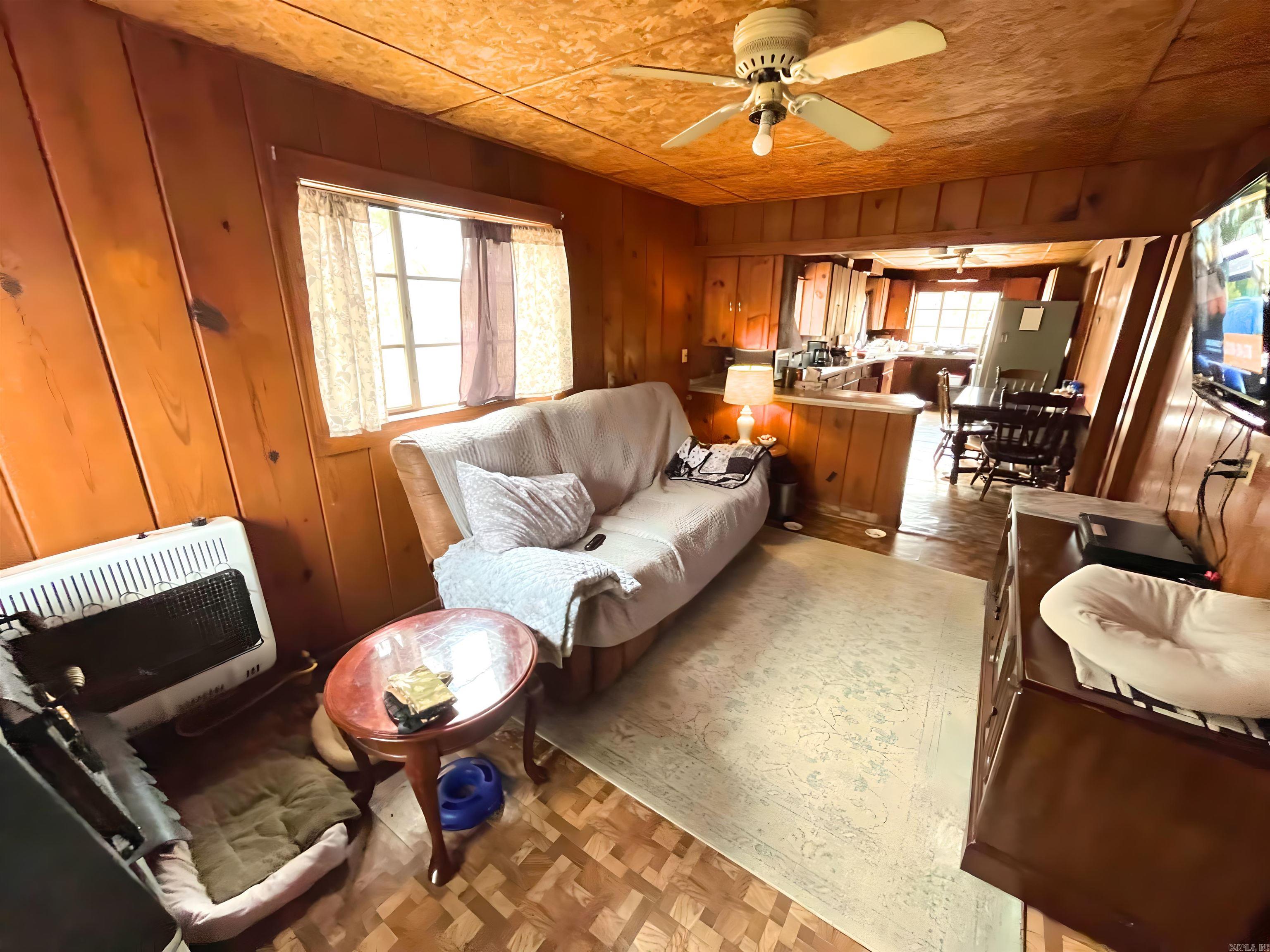 6067  Hwy 71 S  Cove, AR