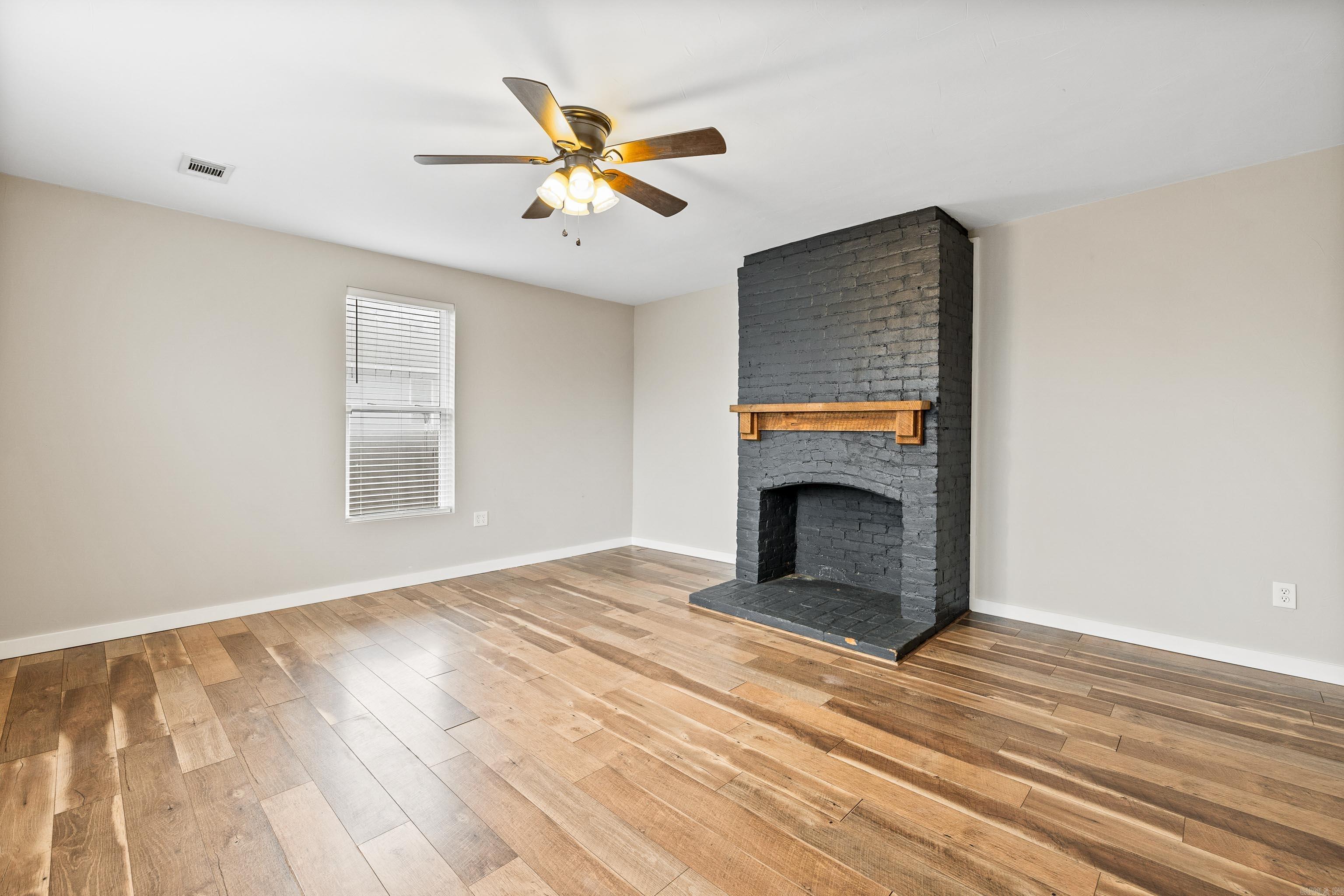 226 S 1st Street Benton, AR 72015