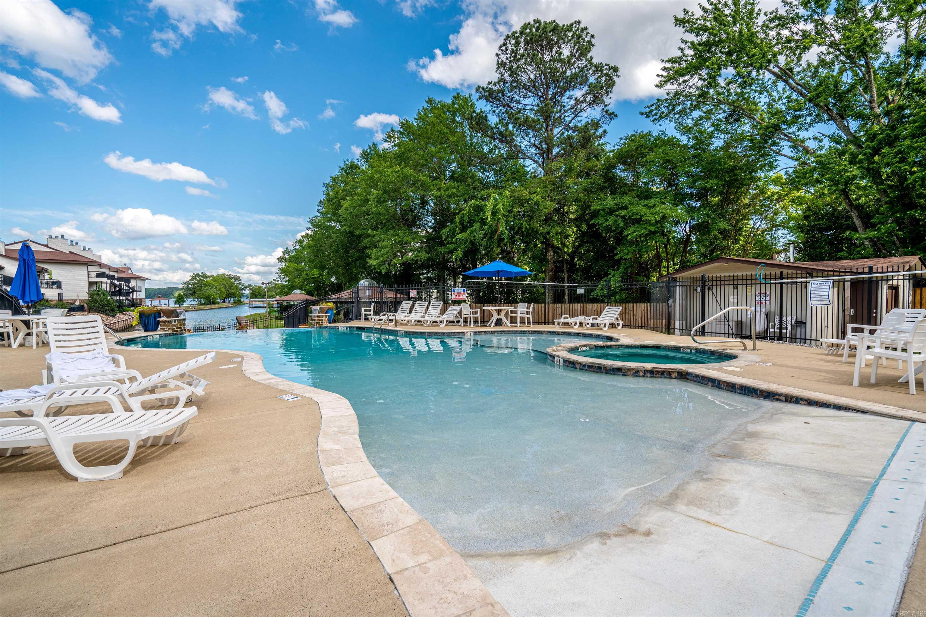 5371 Central Avenue Hot Springs, AR 71913
