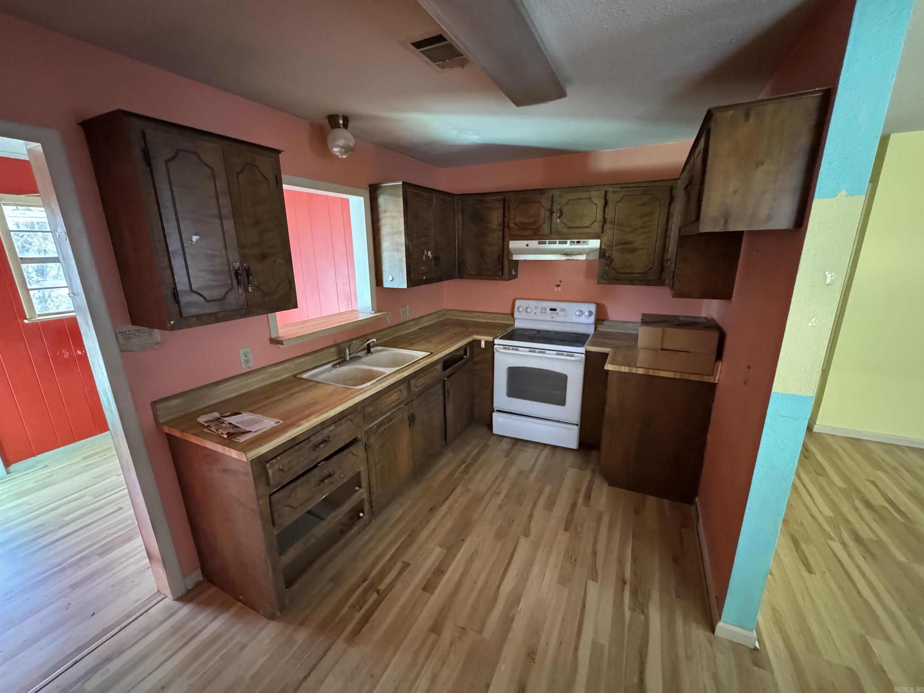 283  Woodlawn  Hot Springs, AR