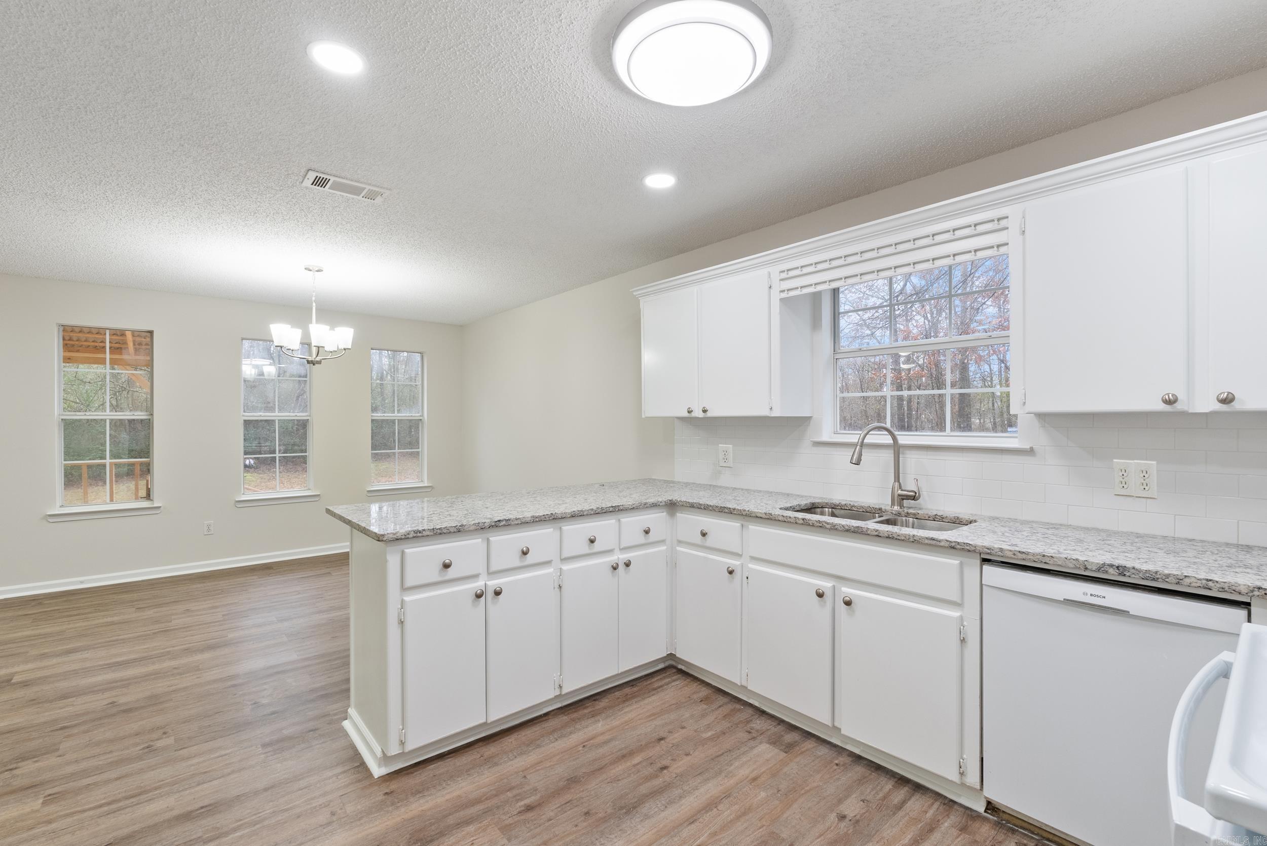 7404  Bethel Cutoff  Jacksonville, AR
