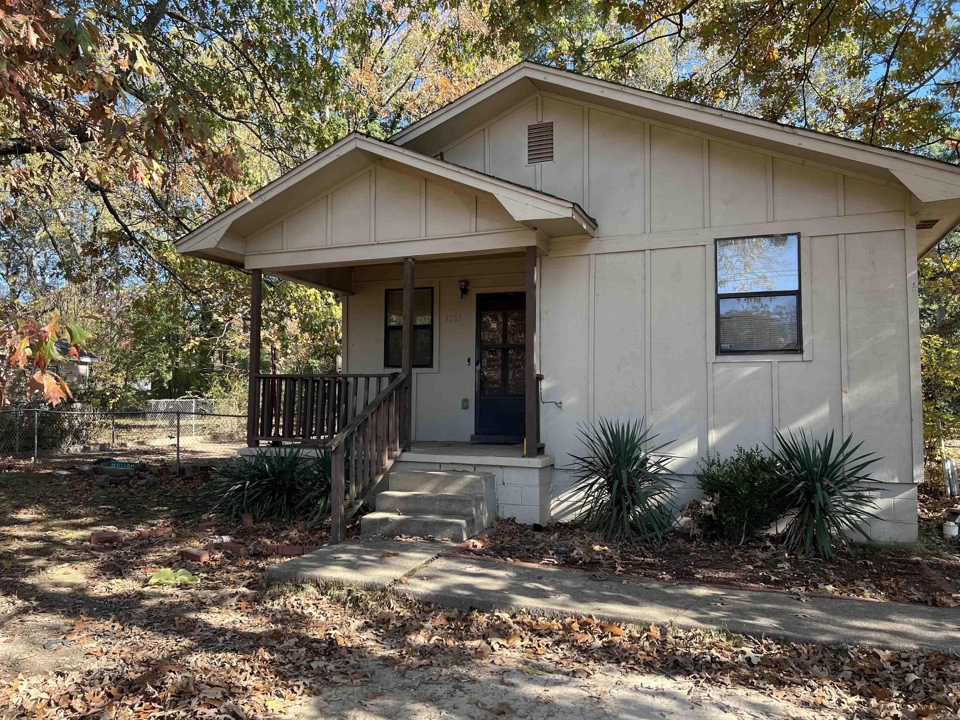 3221  Longcoy  Little Rock, AR
