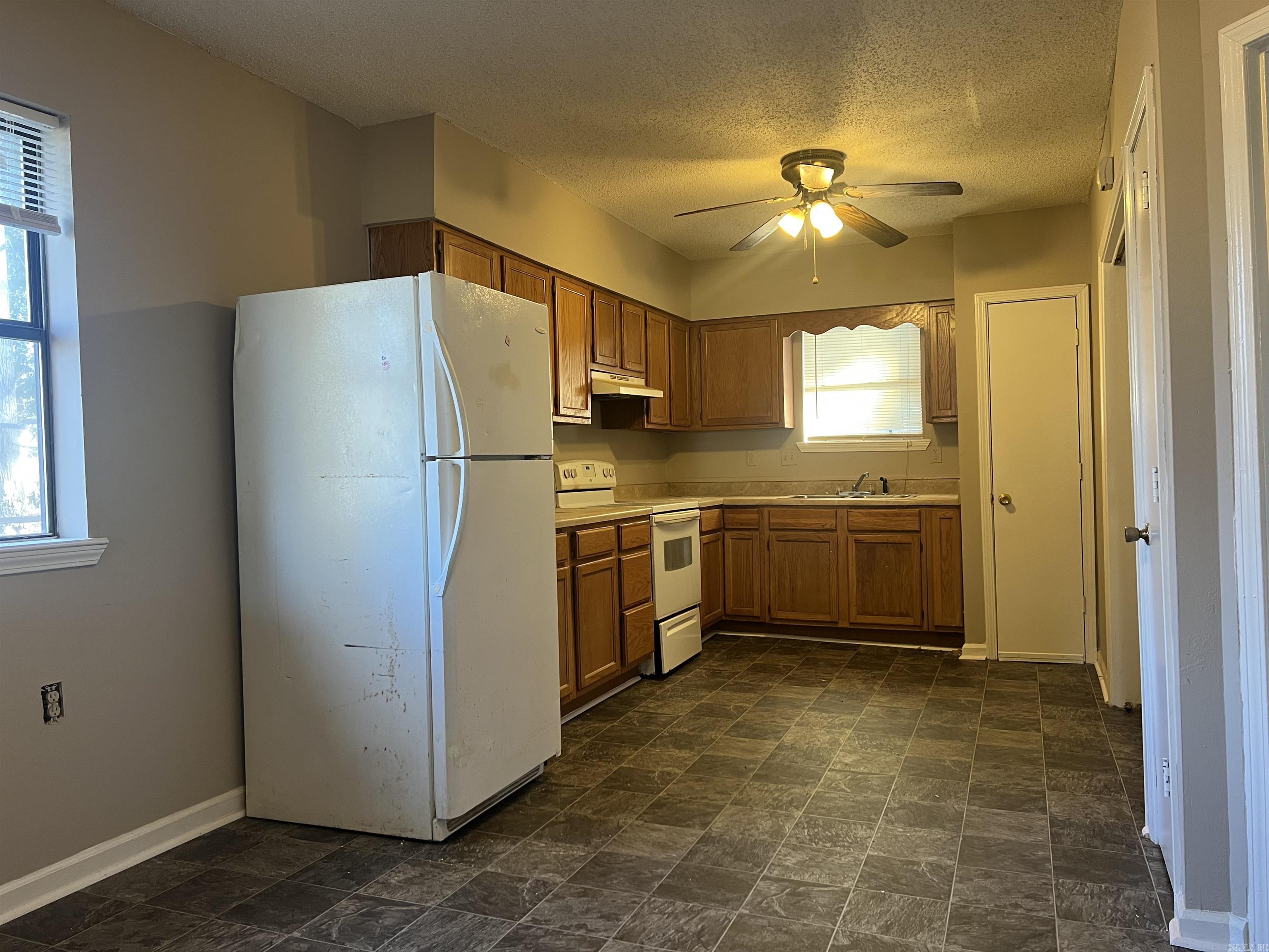 3221  Longcoy  Little Rock, AR