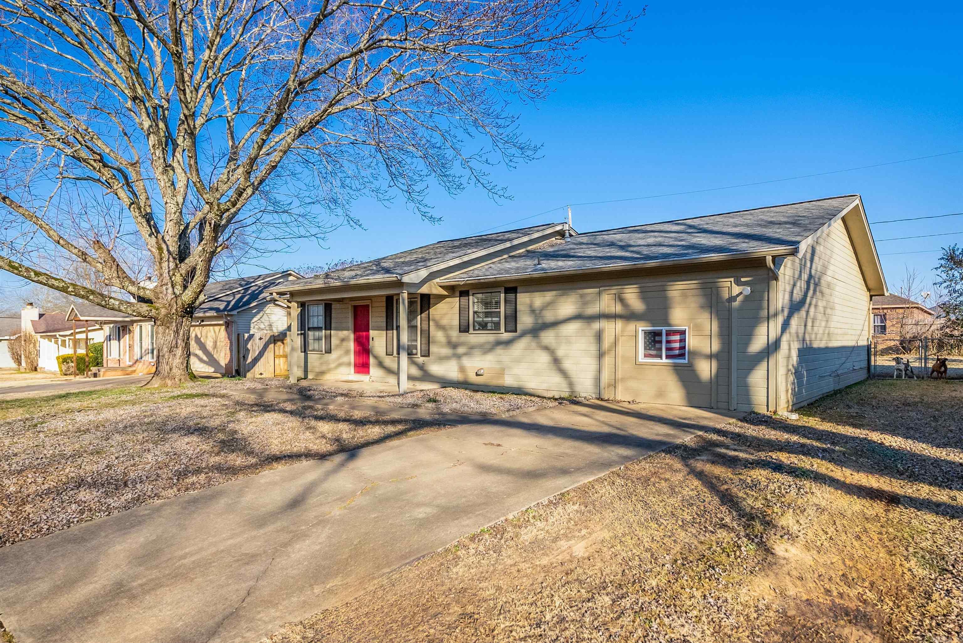 1002  Latigo  Jacksonville, AR