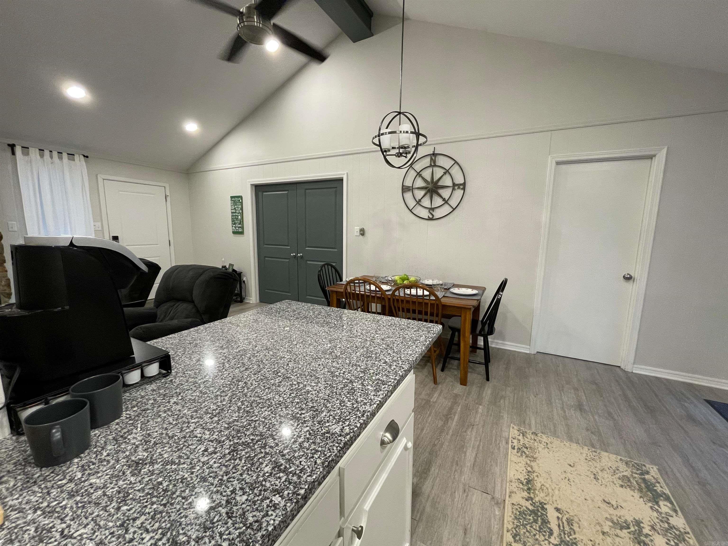 173  Lookout  Fairfield Bay, AR