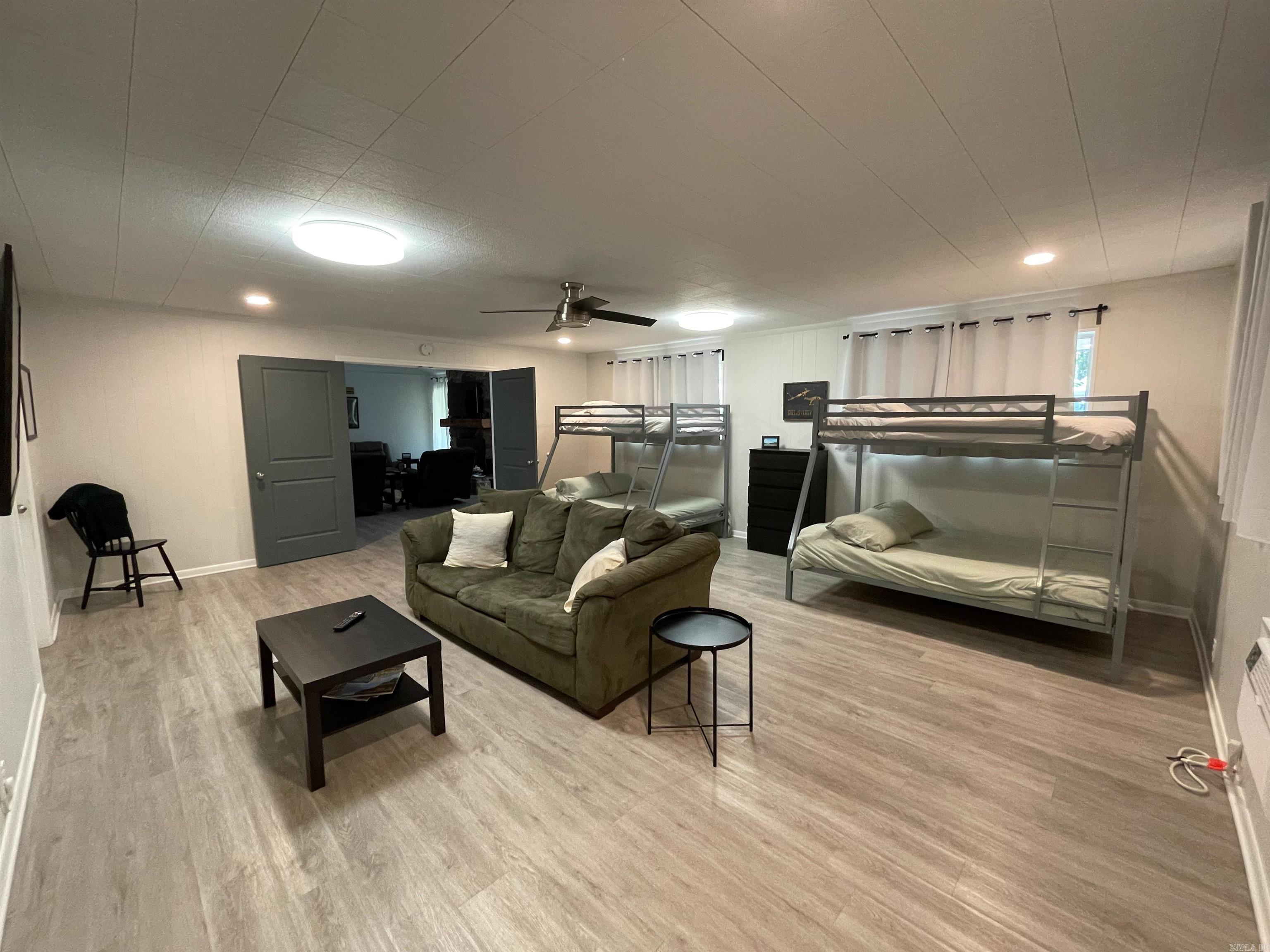 173  Lookout  Fairfield Bay, AR