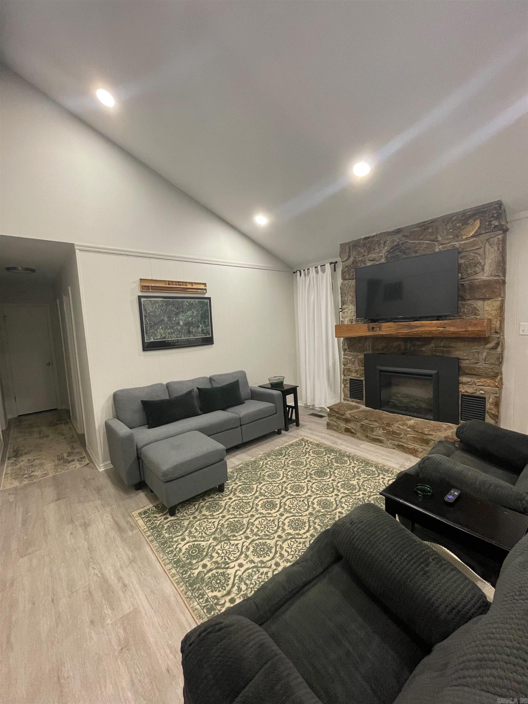 173  Lookout  Fairfield Bay, AR