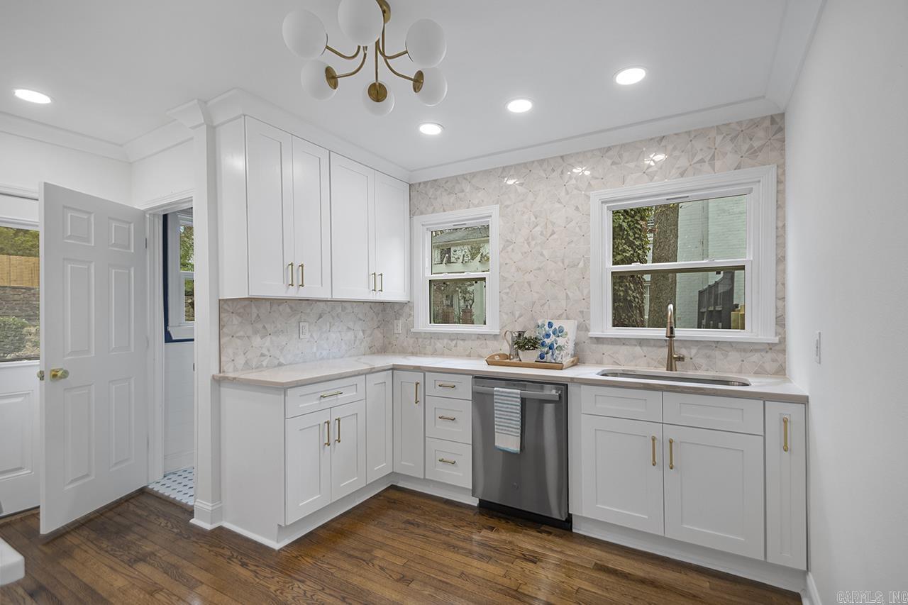 6404 Cantrell Rd Little Rock, AR 72207