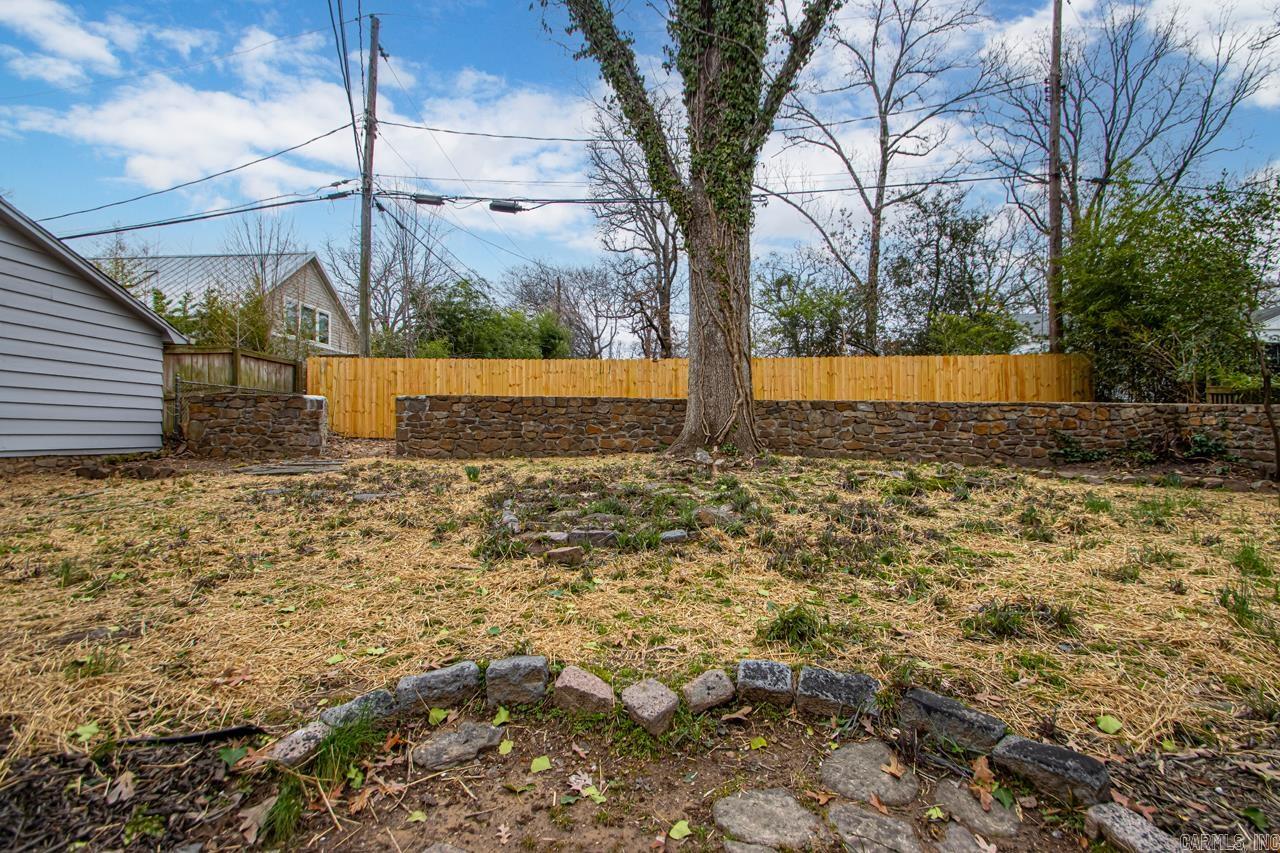 6404 Cantrell Rd Little Rock, AR 72207