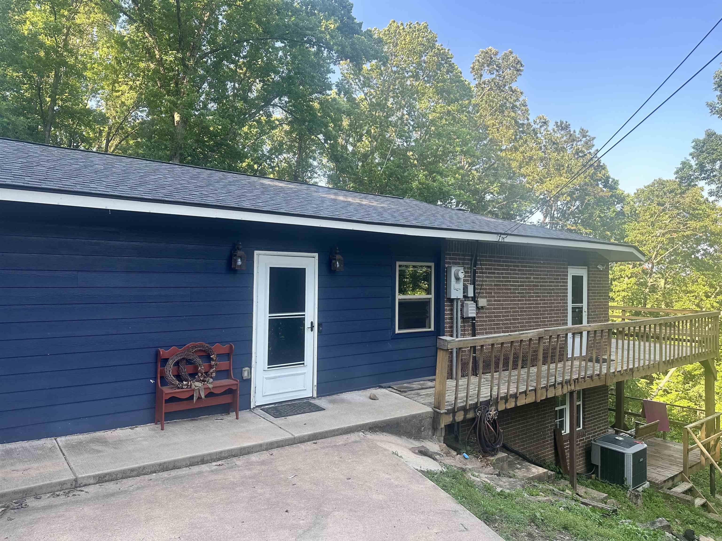 140 Steep Lane Russellville, AR 72802