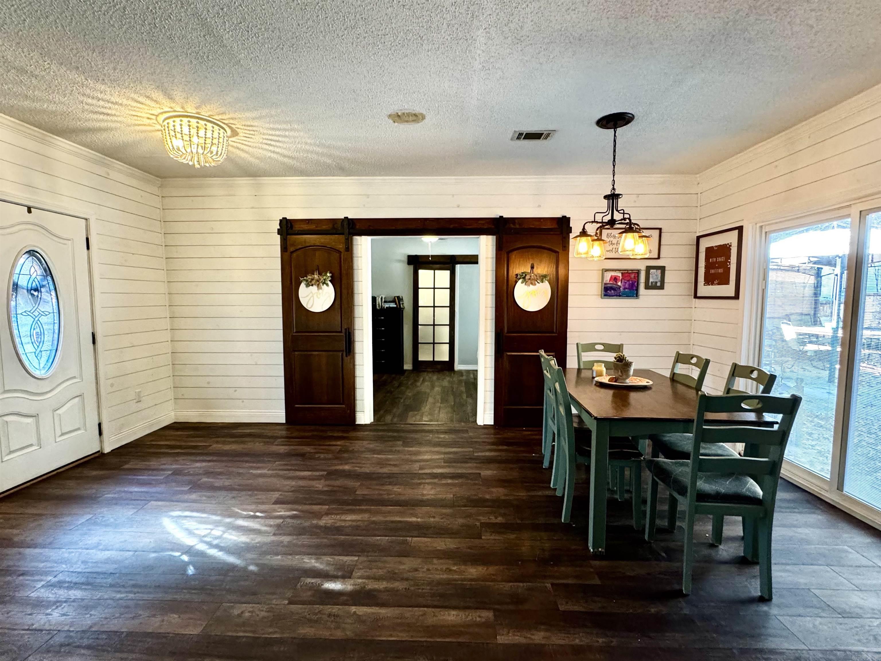 140 Steep Lane Russellville, AR 72802