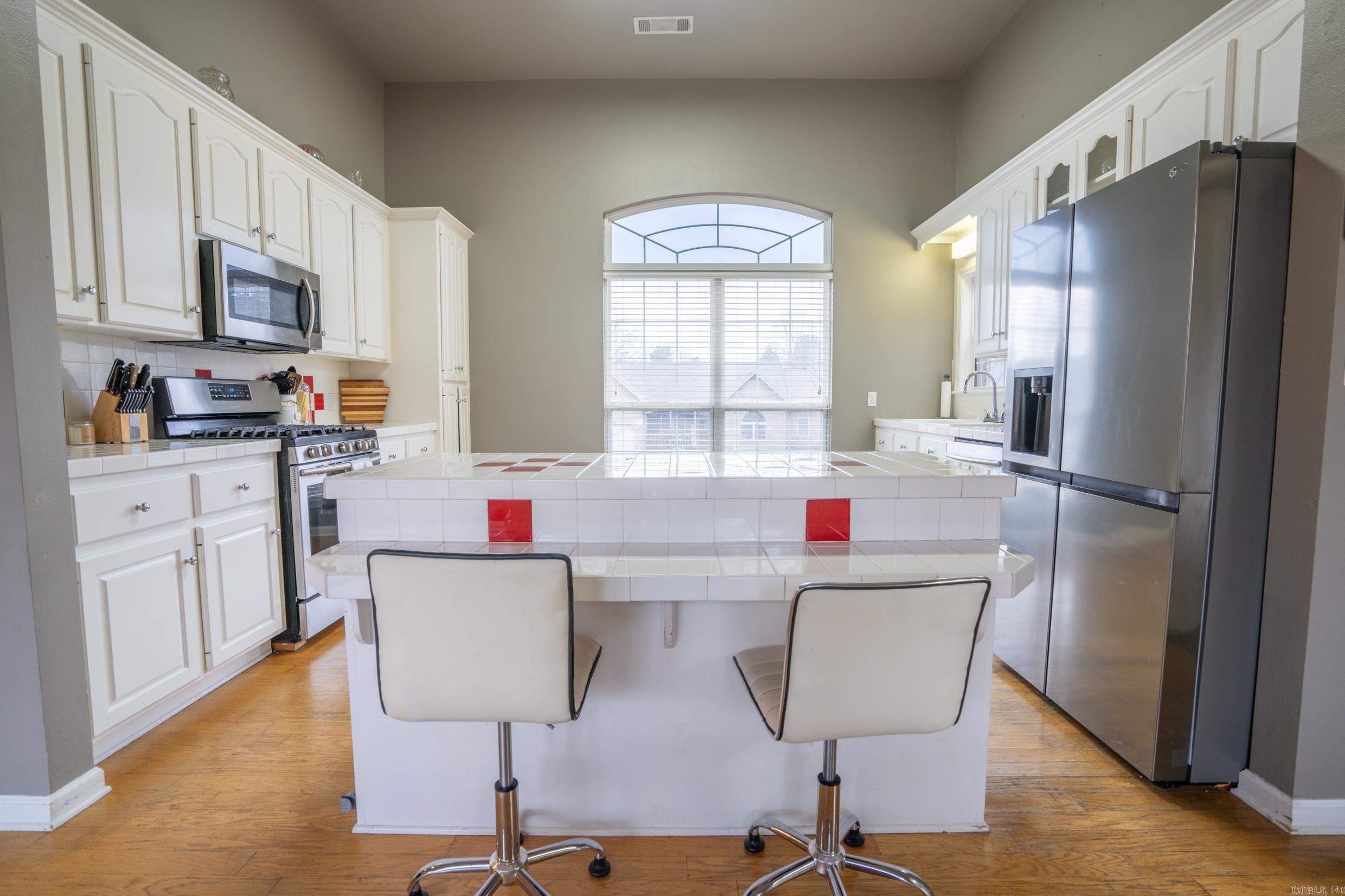 146 White Eagle Hot Springs, AR 71913