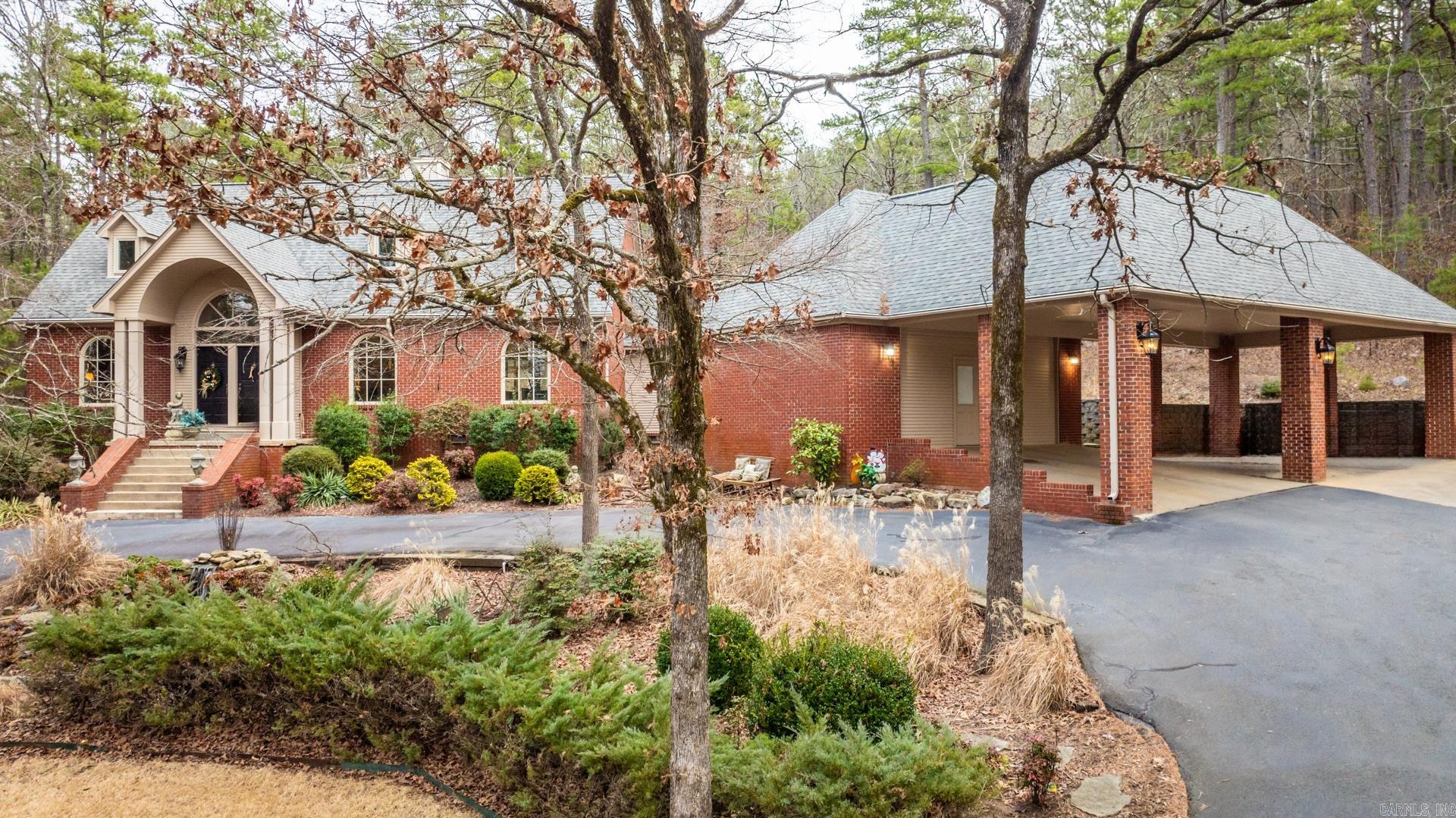 7107  Ferndale Cut Off  Little Rock, AR