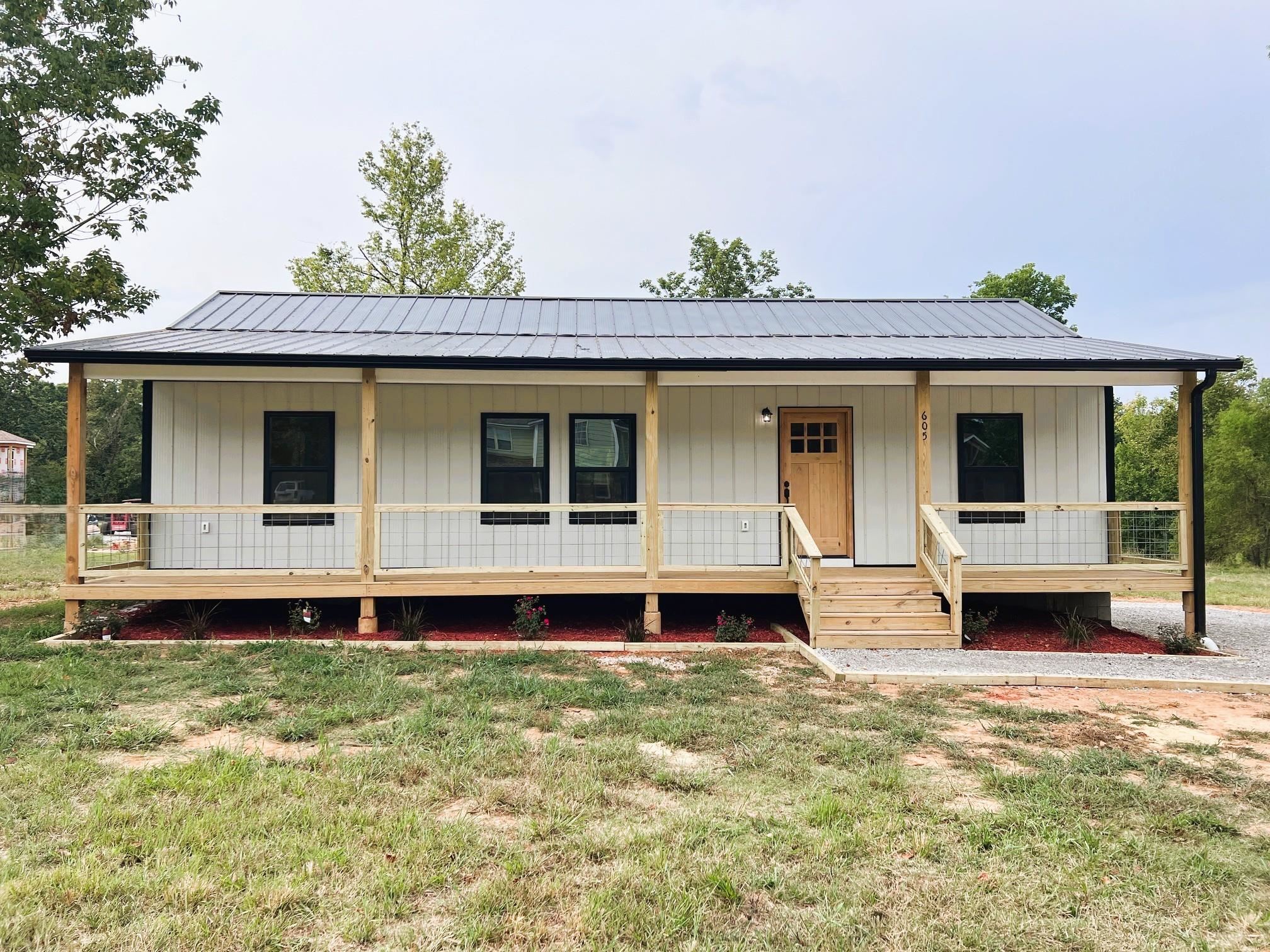 605 Frances Cove