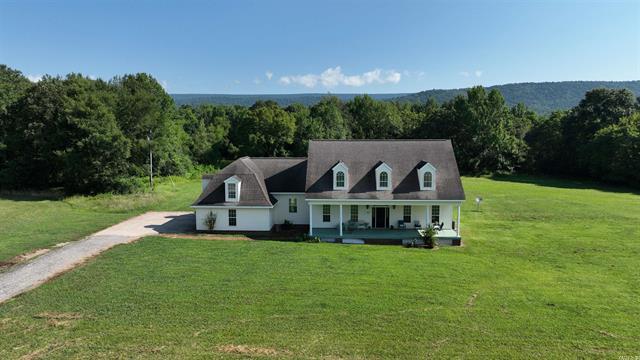 5776  Hwy 8 W  Mena, AR