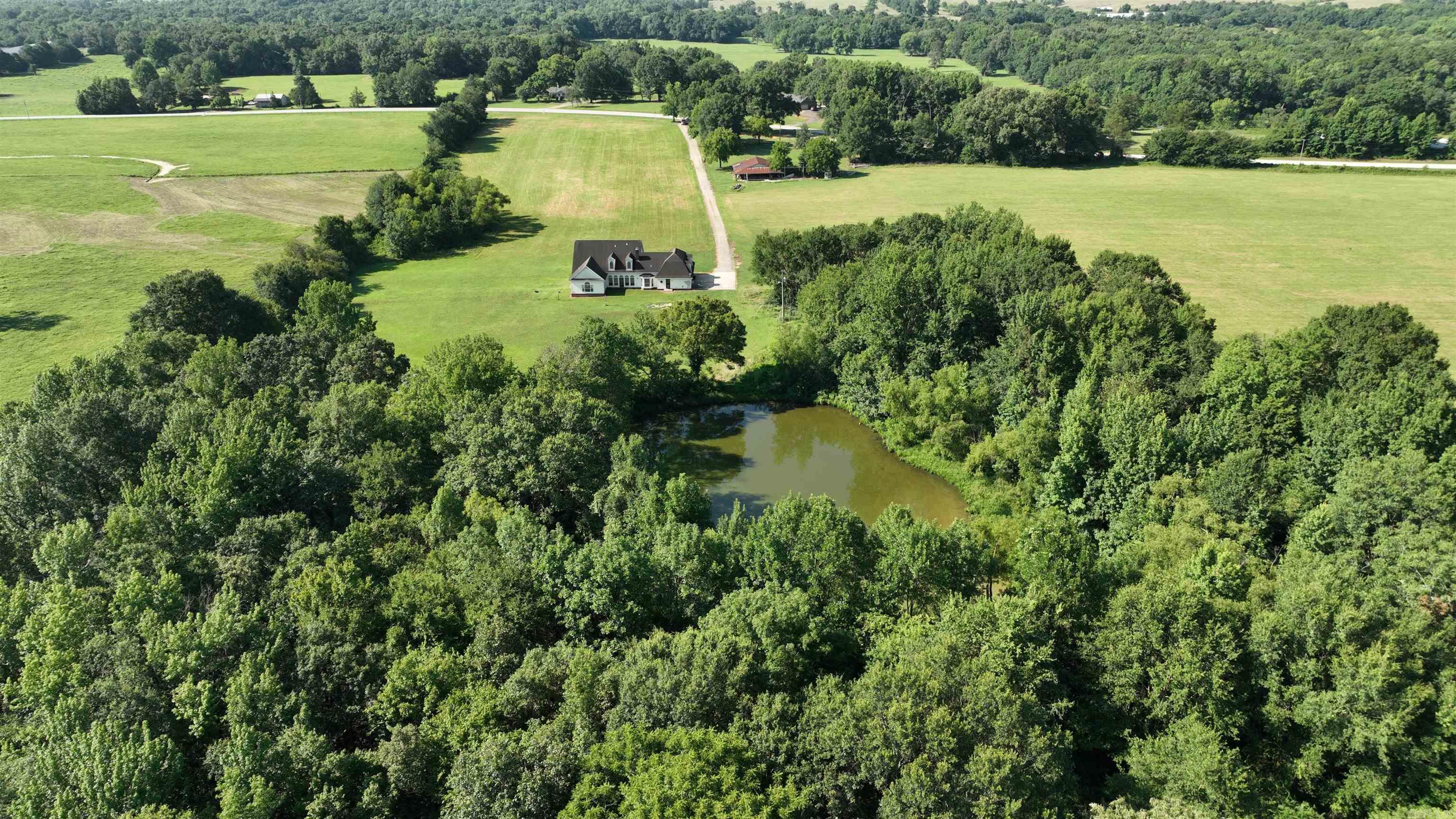 5776  Hwy 8 W  Mena, AR