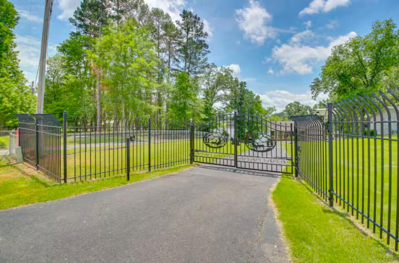 204  Paradise Point  Hot Springs, AR