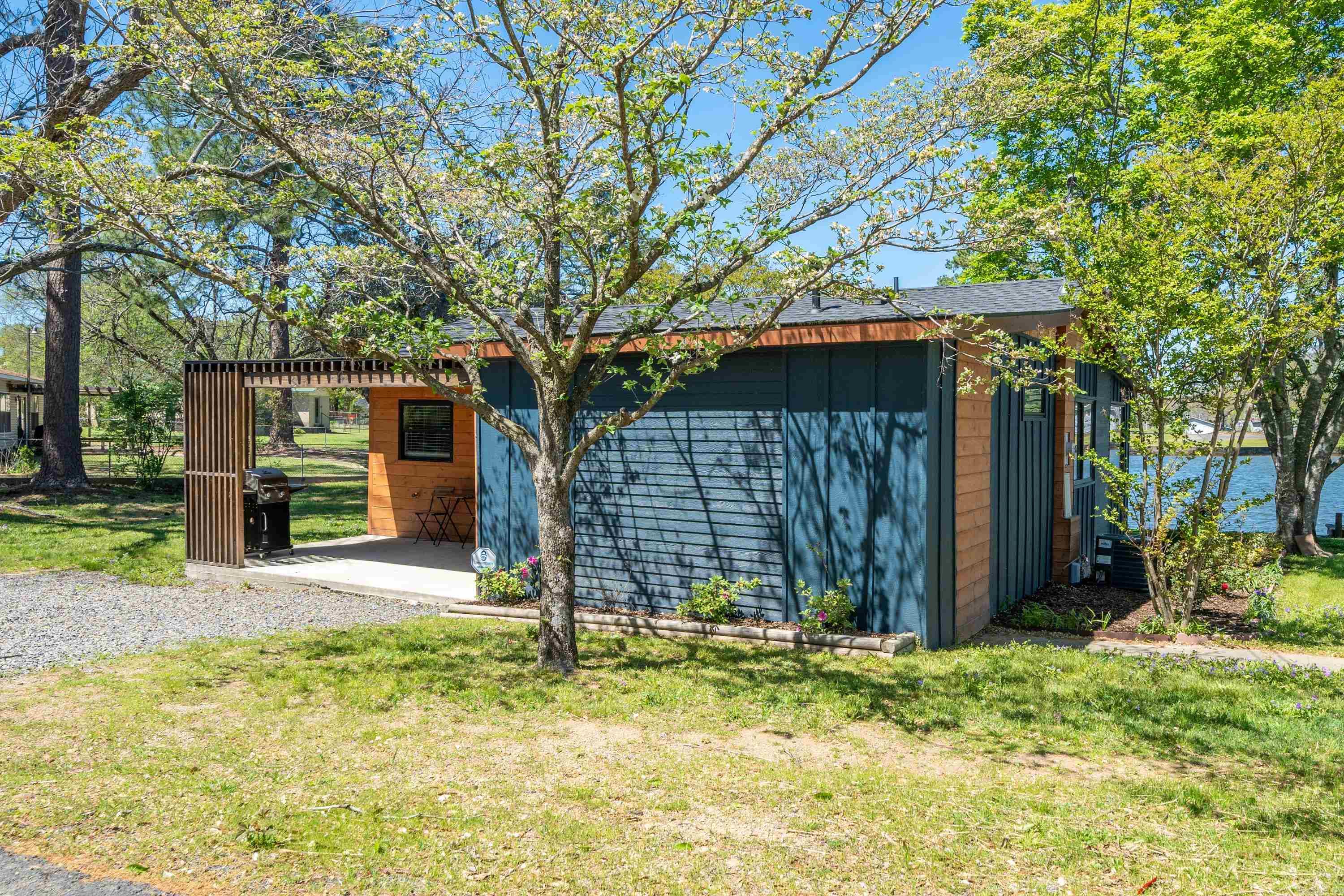 293  Long Beach  Hot Springs, AR