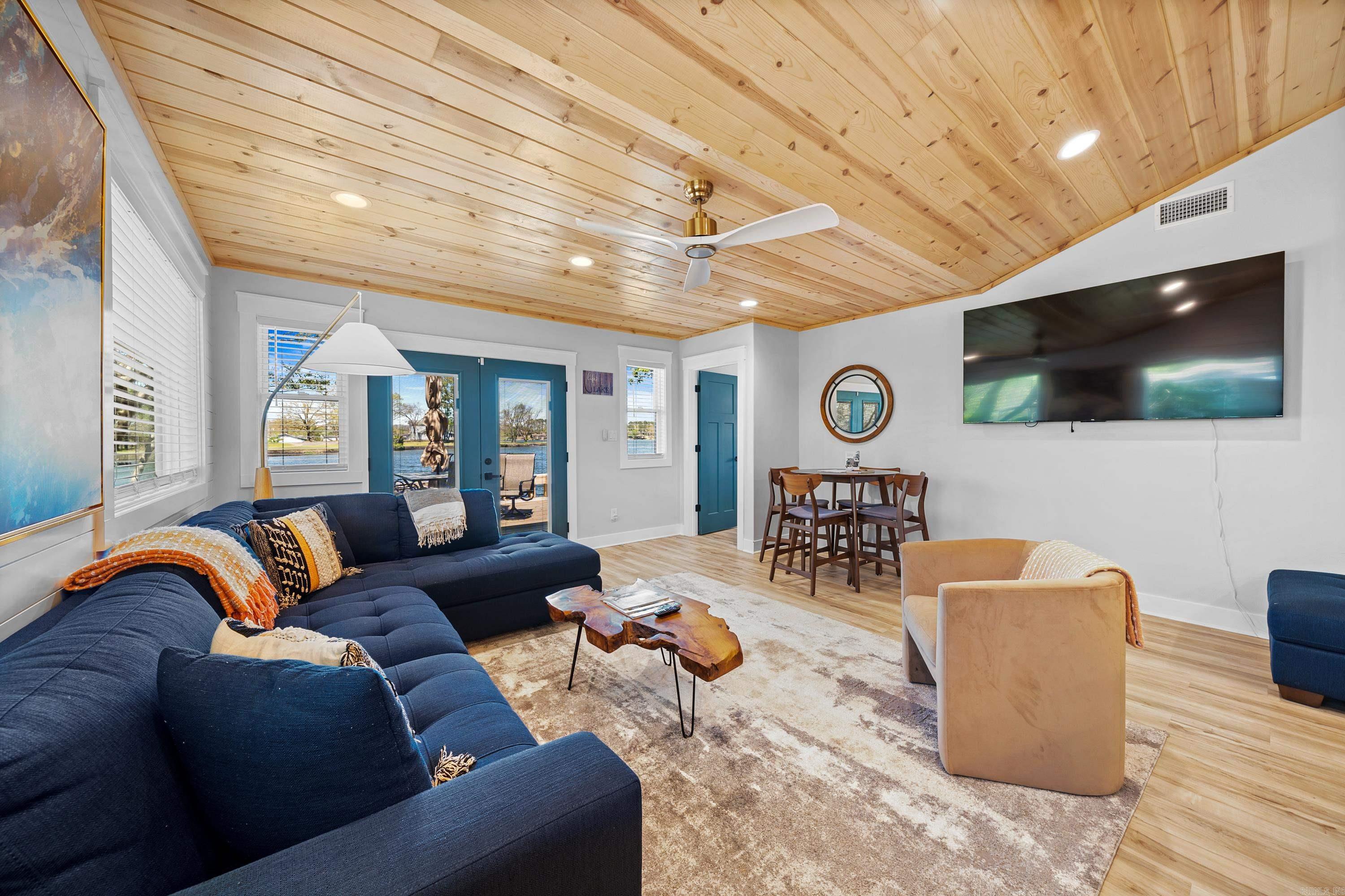 293  Long Beach  Hot Springs, AR