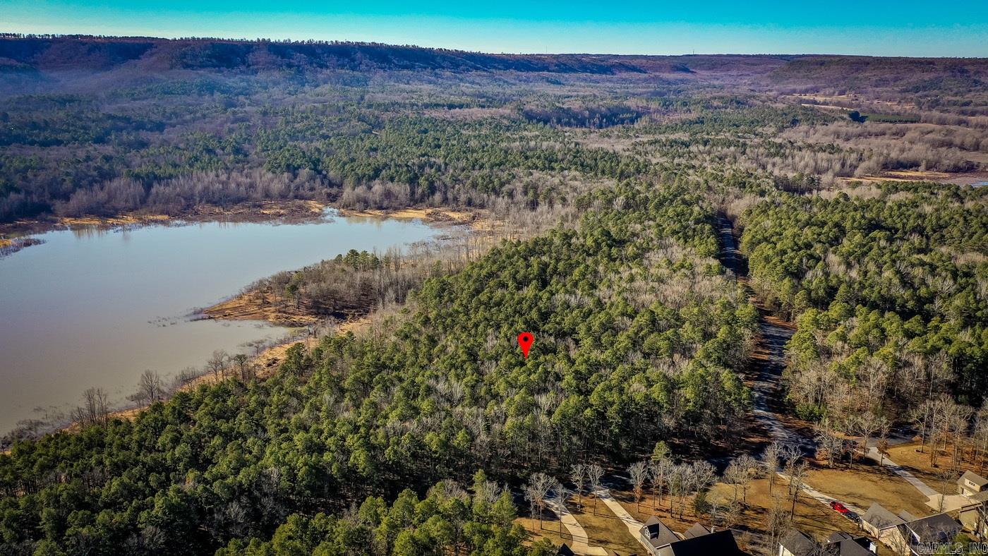 000  WOODS LANE  Clinton, AR