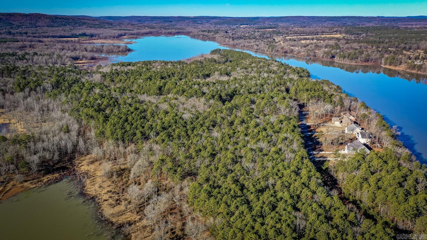 000  WOODS LANE  Clinton, AR