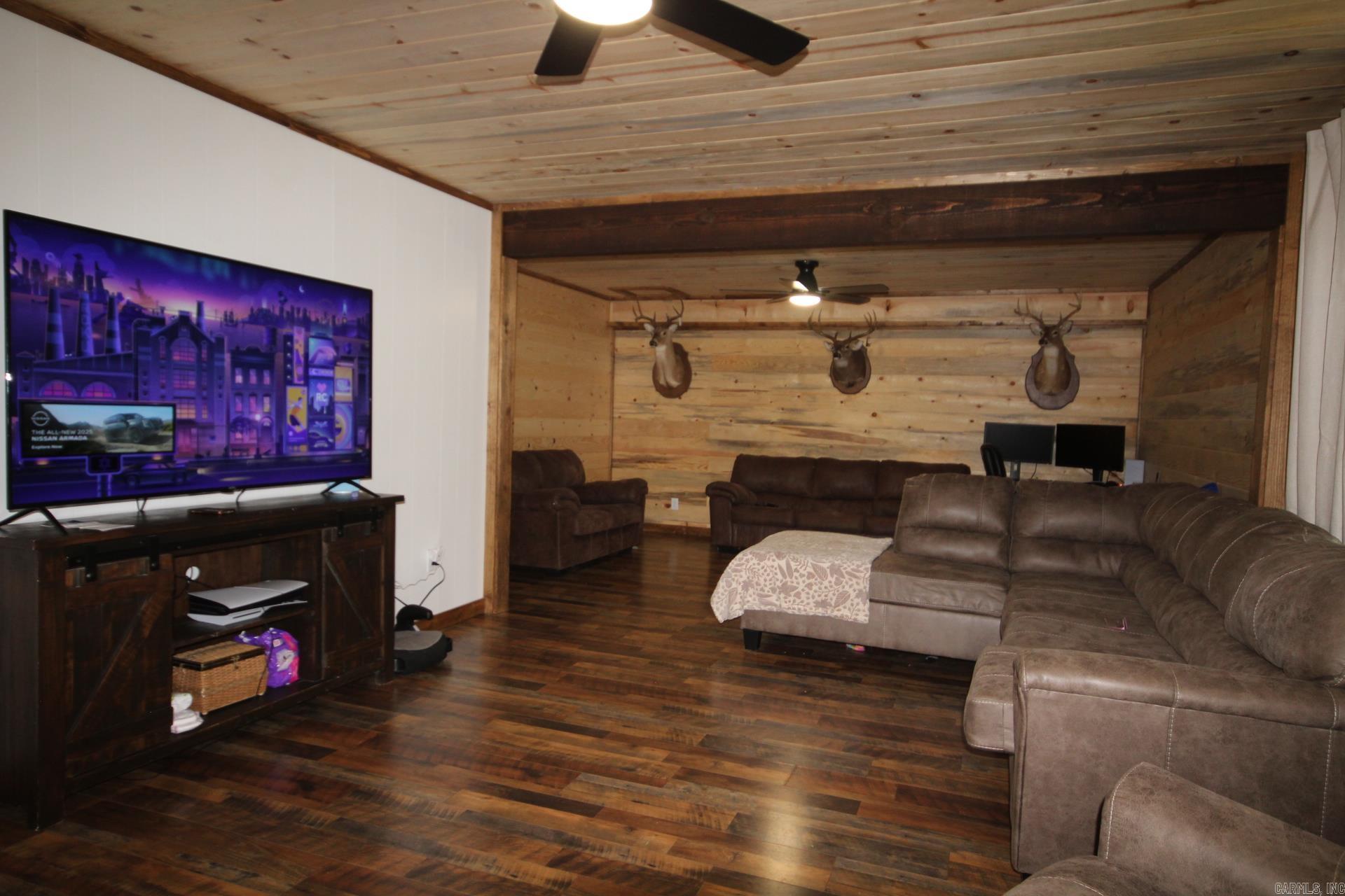 895  Faulkner  New Hope, AR