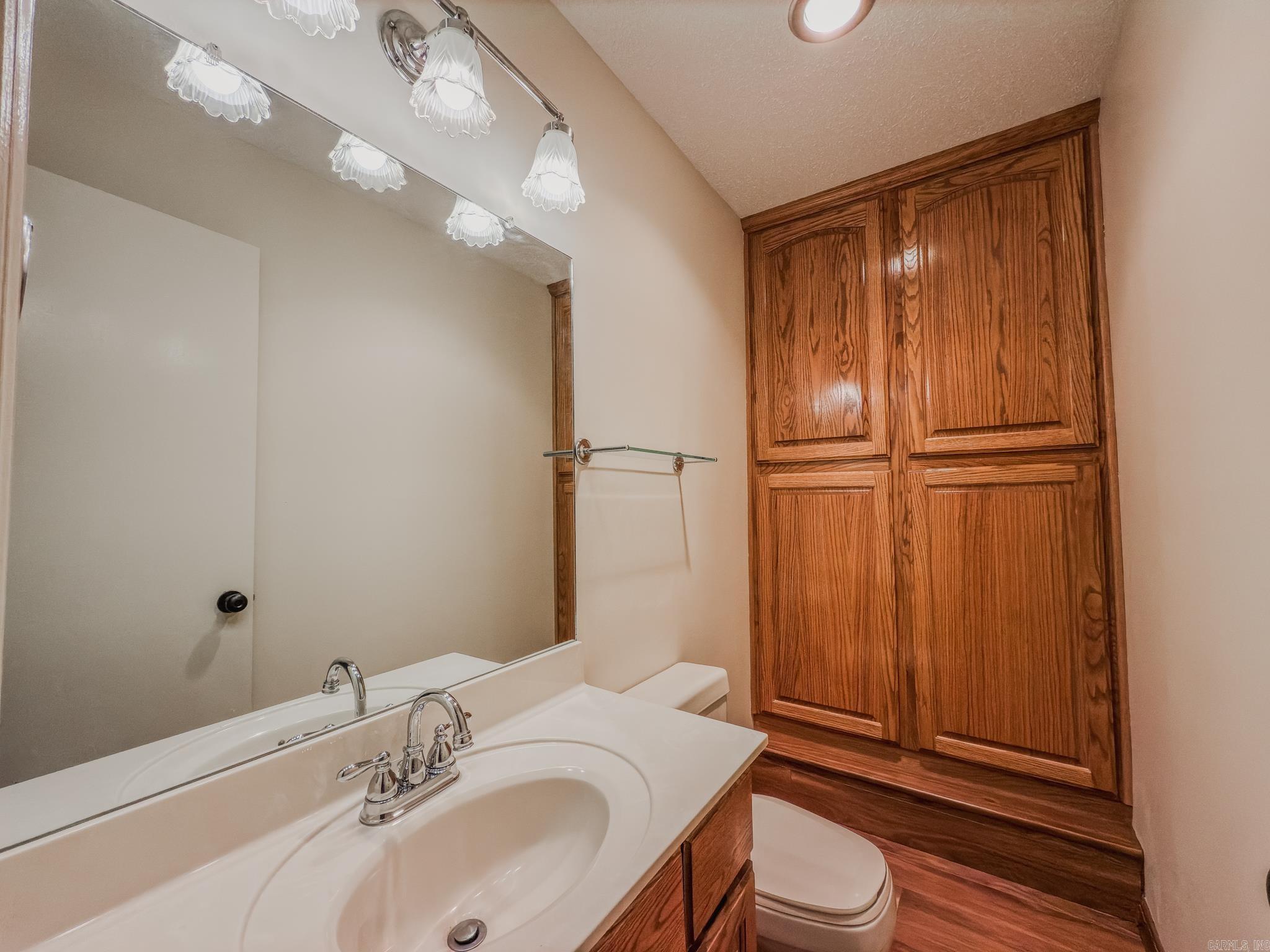 213 N Shore dr 213 N Shore Dr Russellville, AR