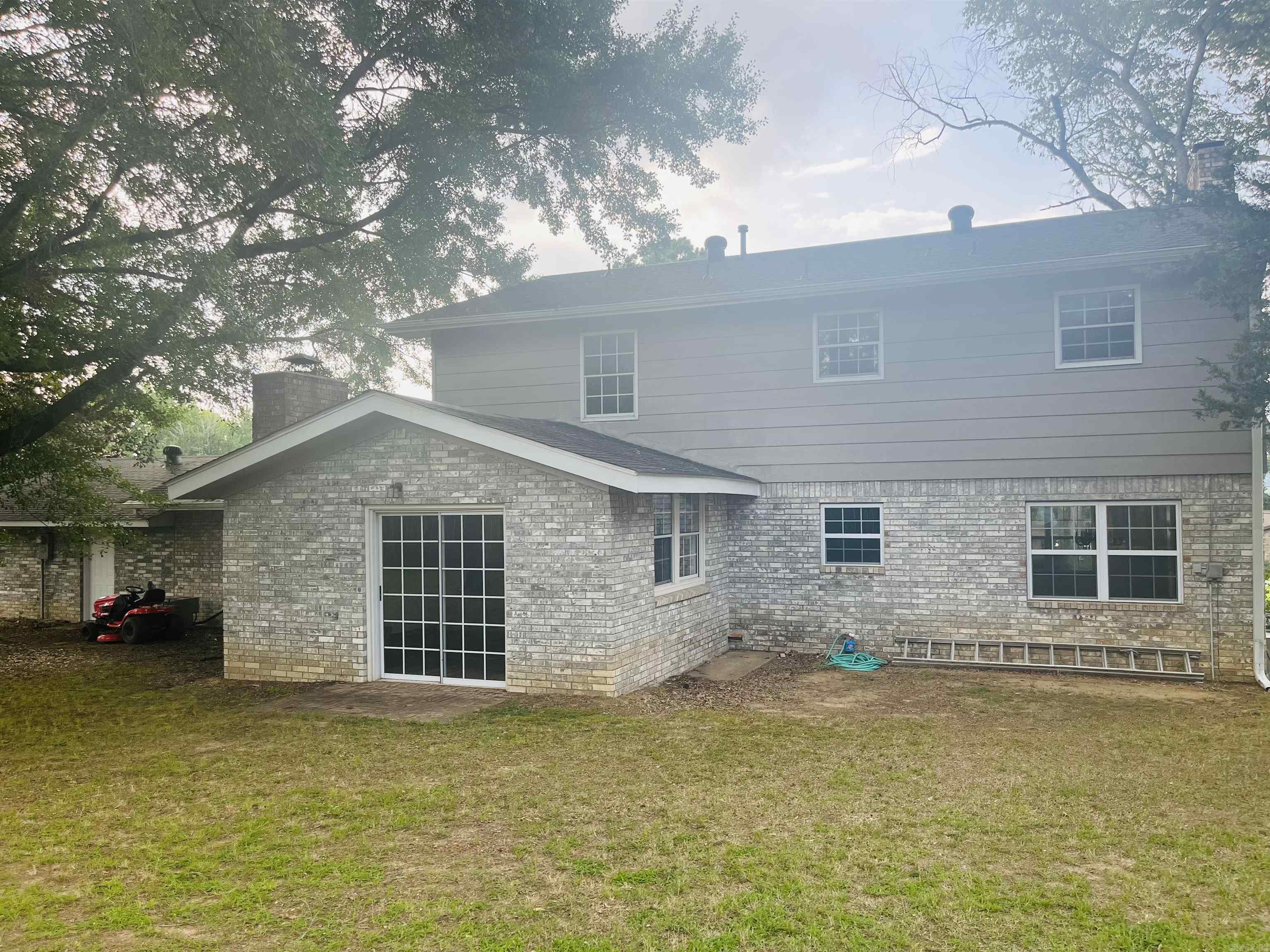 213 N Shore dr 213 N Shore Dr Russellville, AR