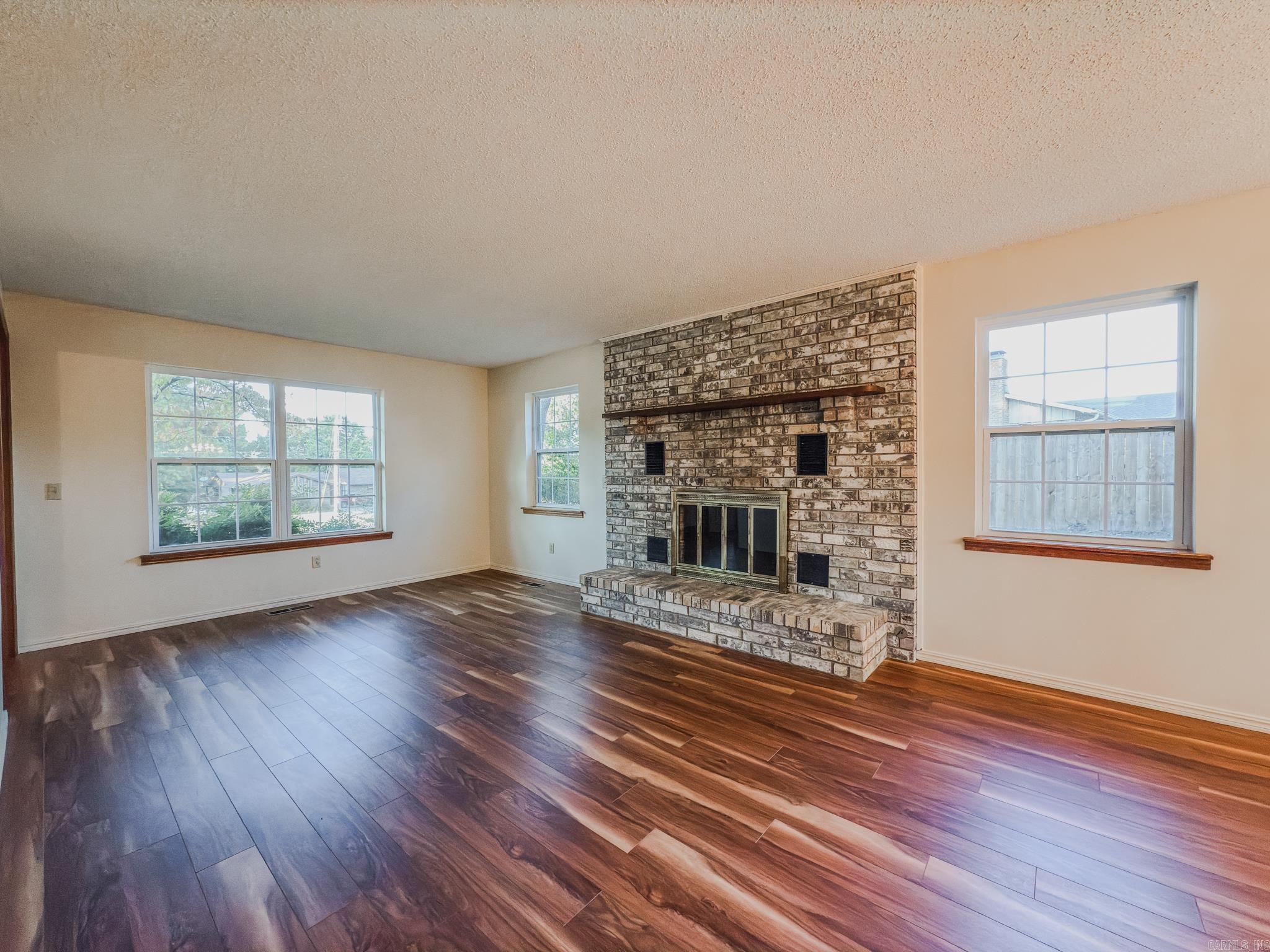213 N Shore dr 213 N Shore Dr Russellville, AR