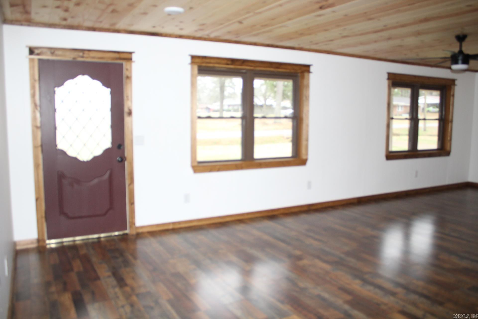 814 W Oak  Nashville, AR