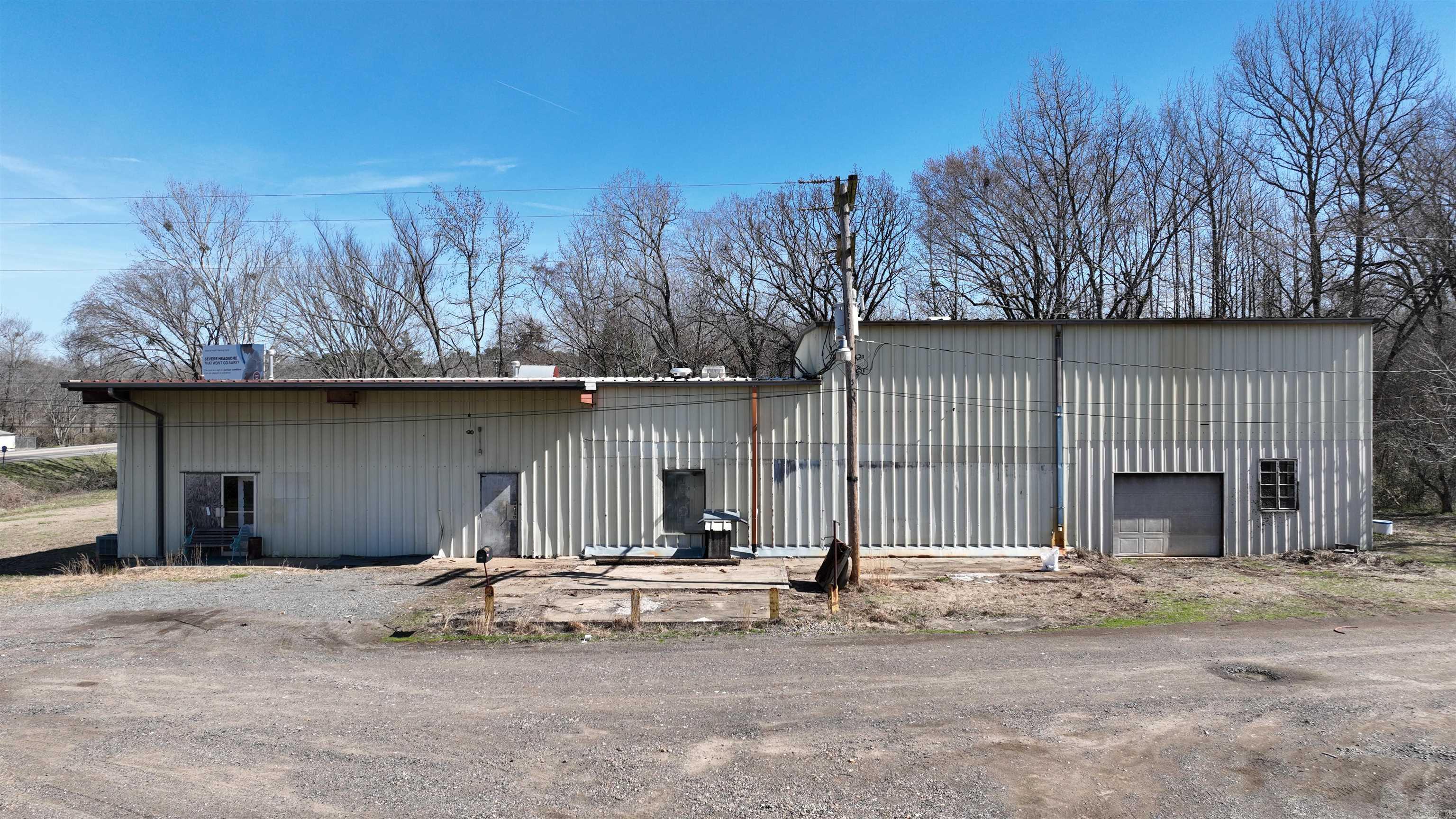 574  Polk Road 50  Mena, AR