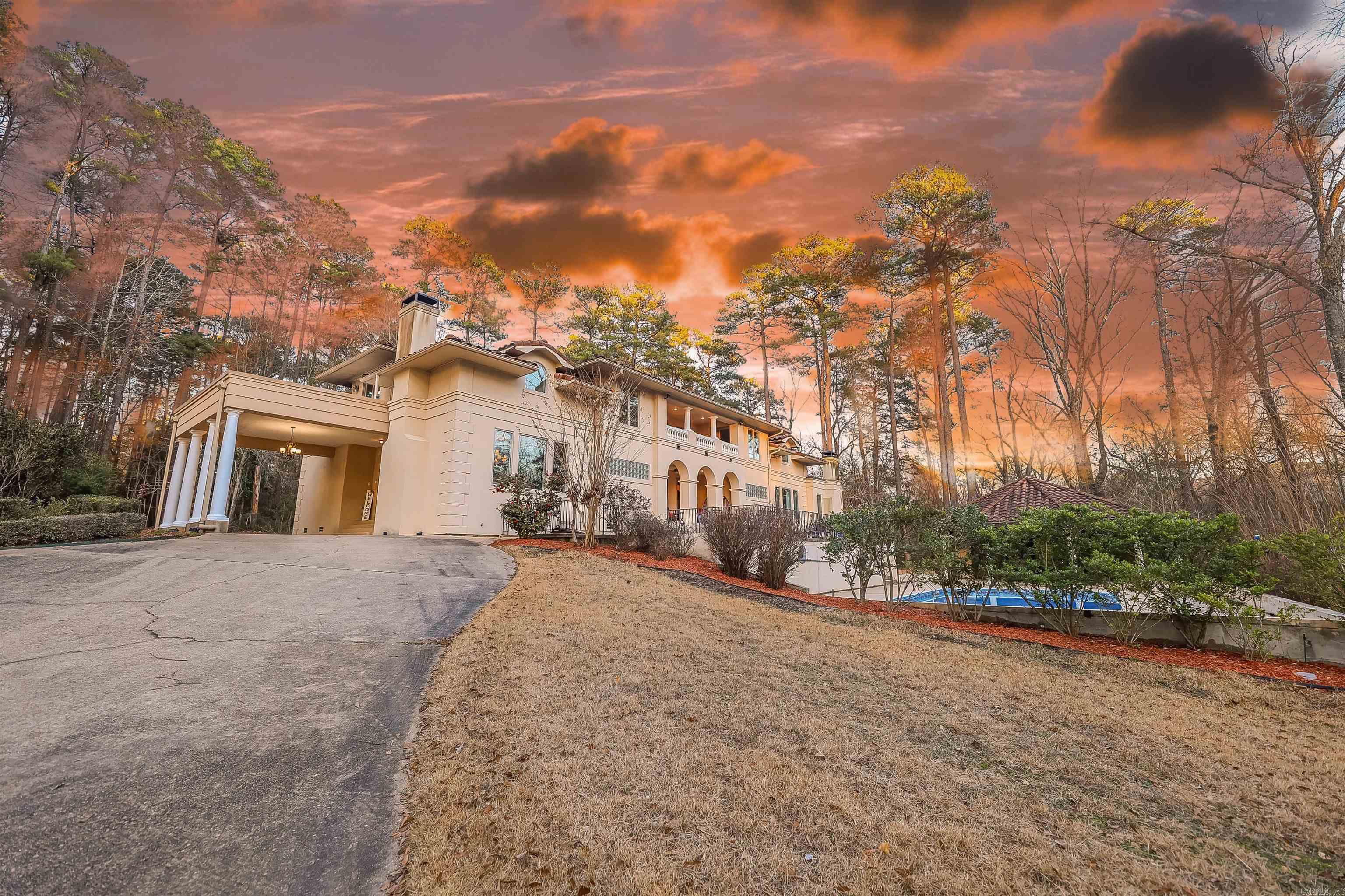 901 Bodenhamer Dr El Dorado, AR 71730