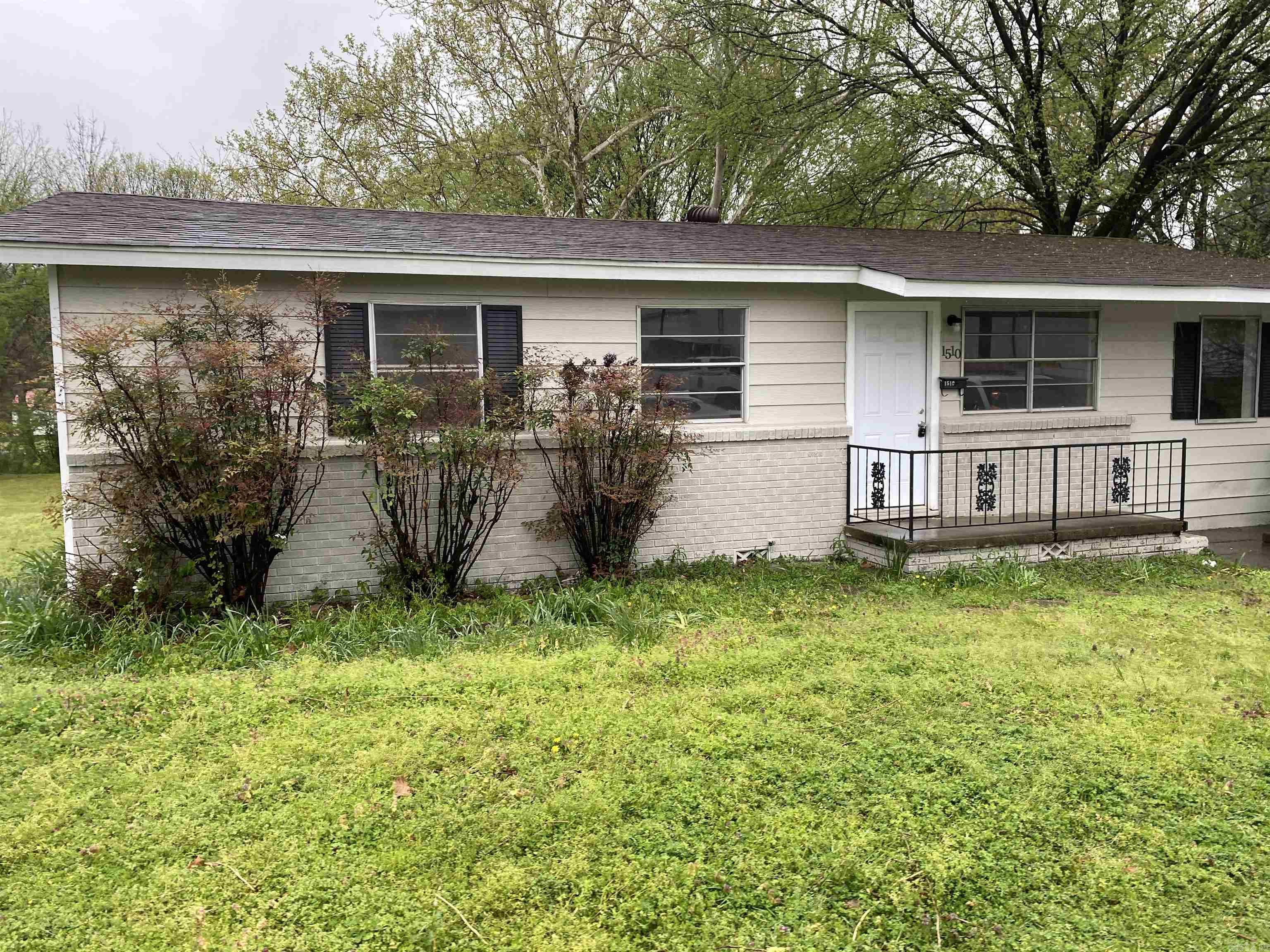 1510 W 38th  North Little Rock, AR