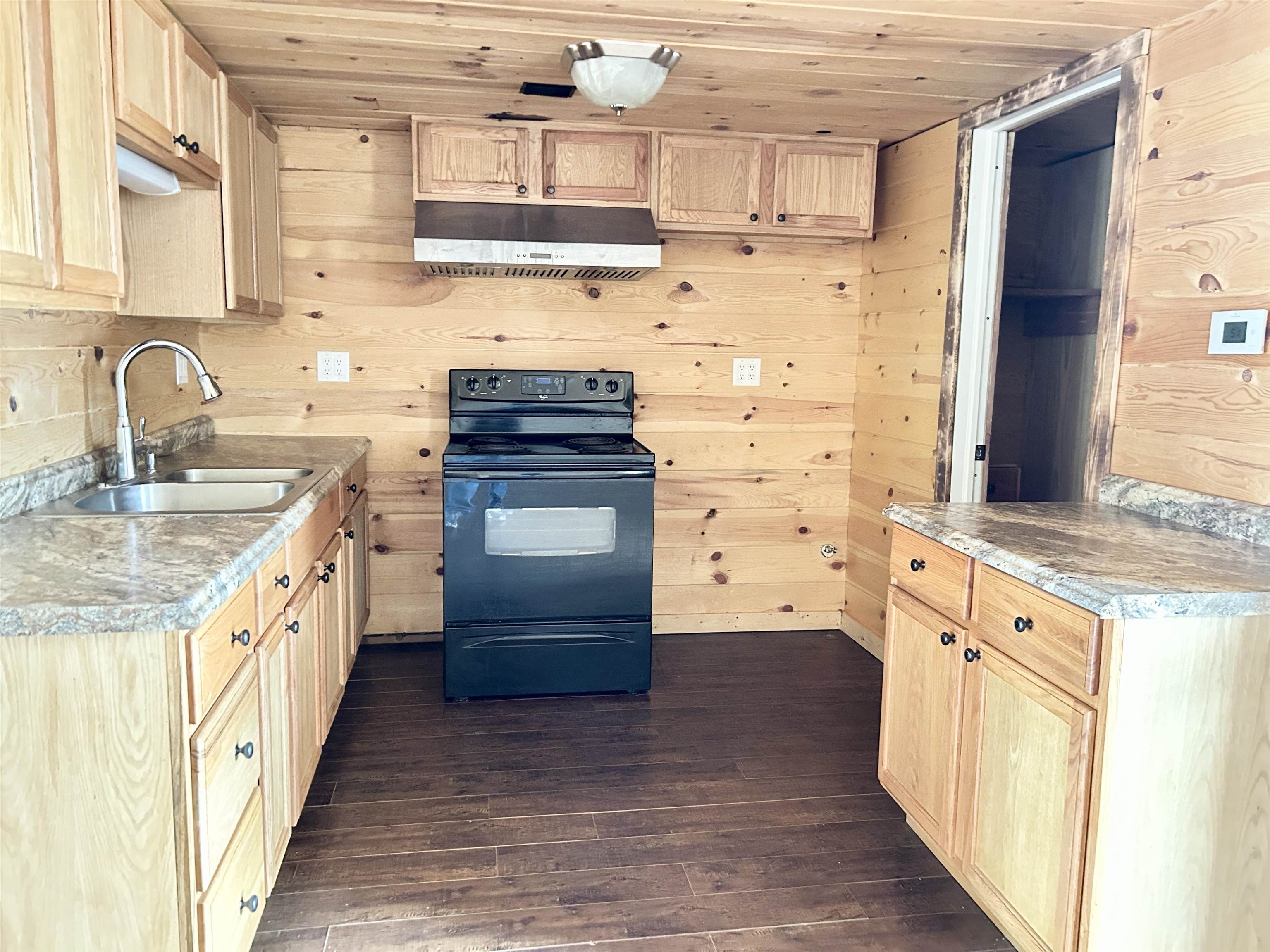 8  Annette  Cherokee Village, AR