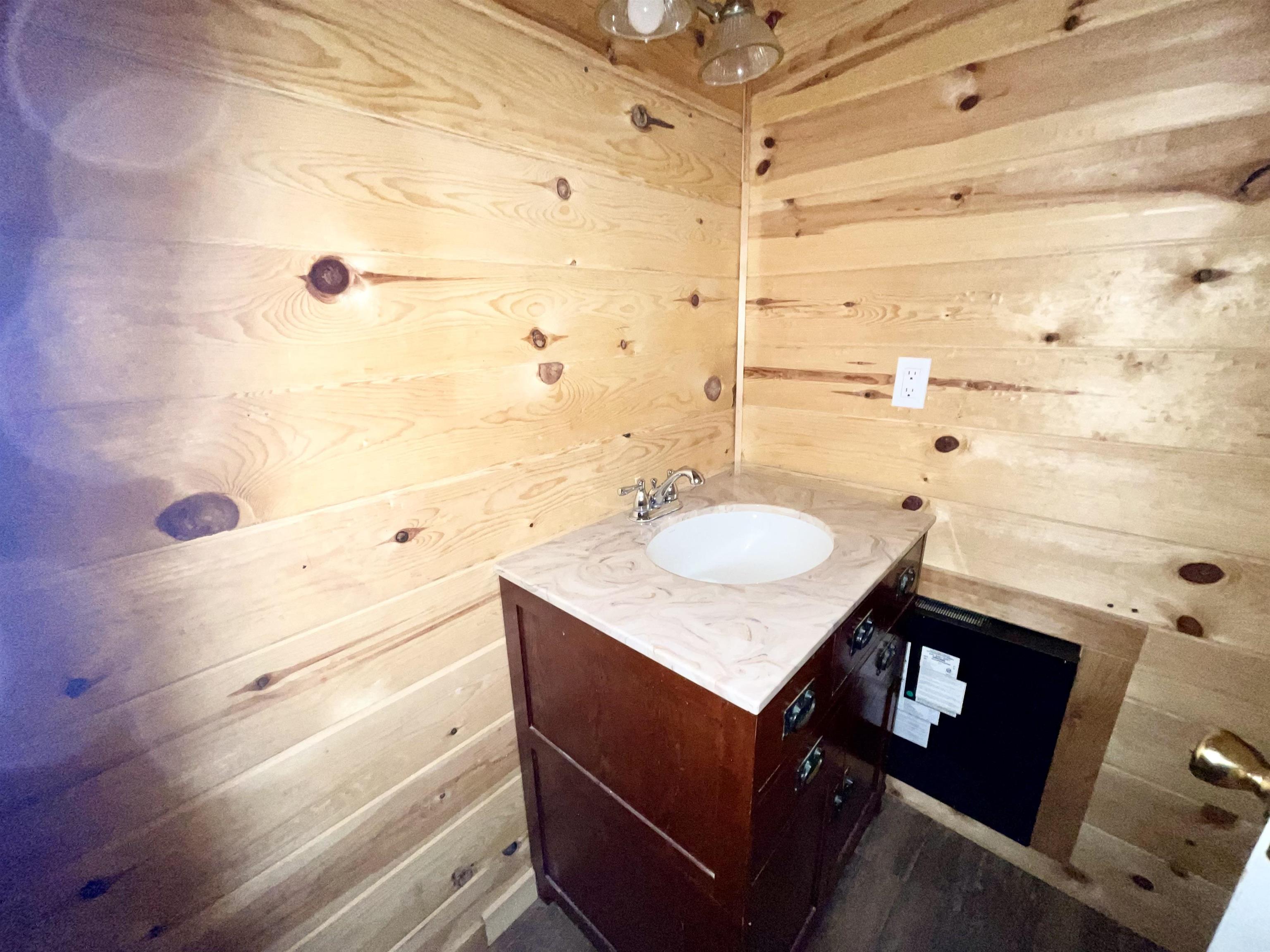 8  Annette  Cherokee Village, AR