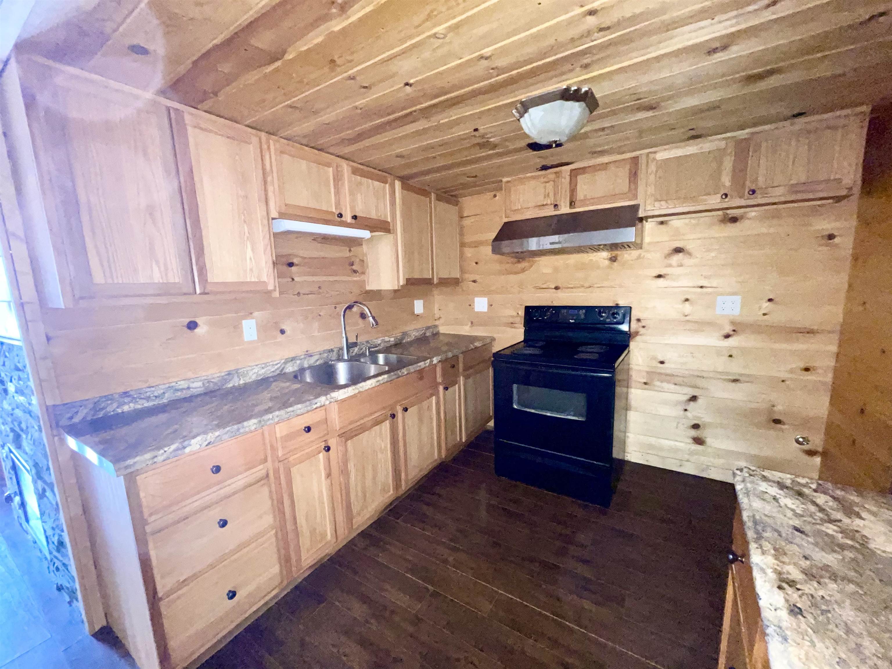 8  Annette  Cherokee Village, AR