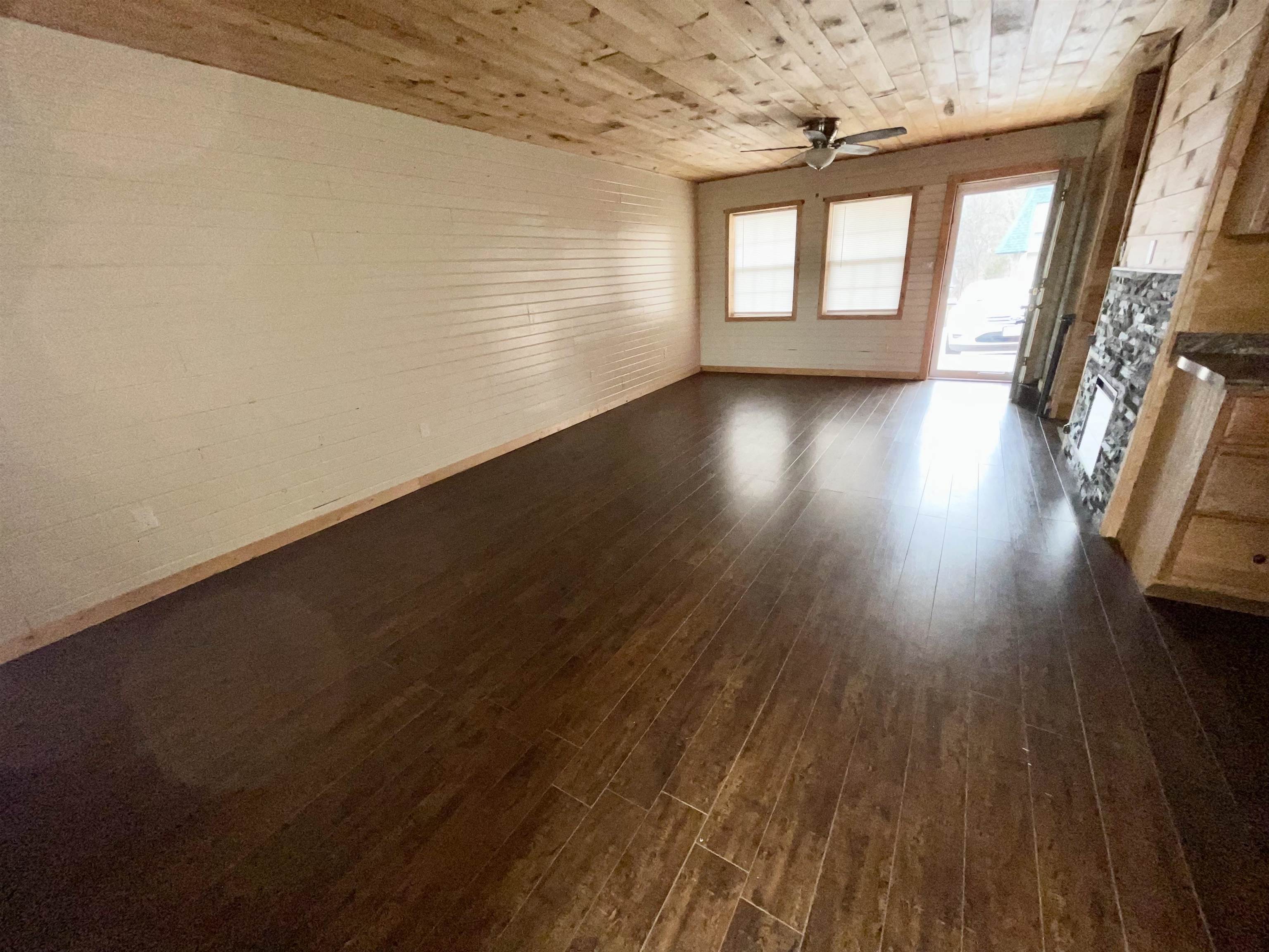 8  Annette  Cherokee Village, AR
