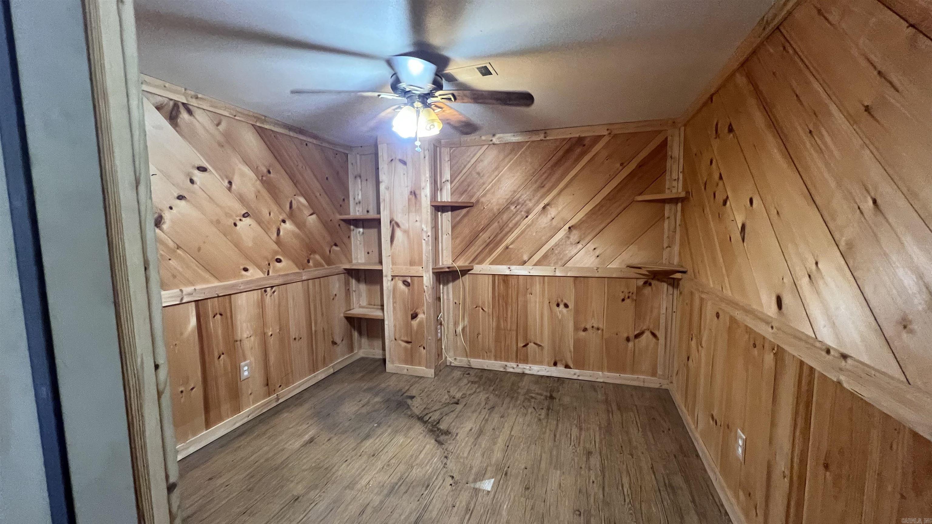 18709  Interstate 30 Frontage Rd  Benton, AR